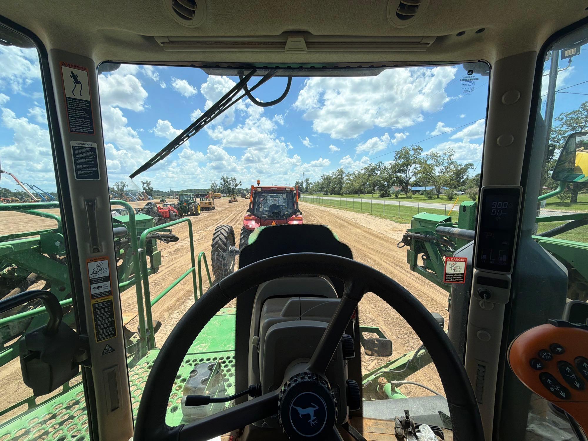 John Deere R4030