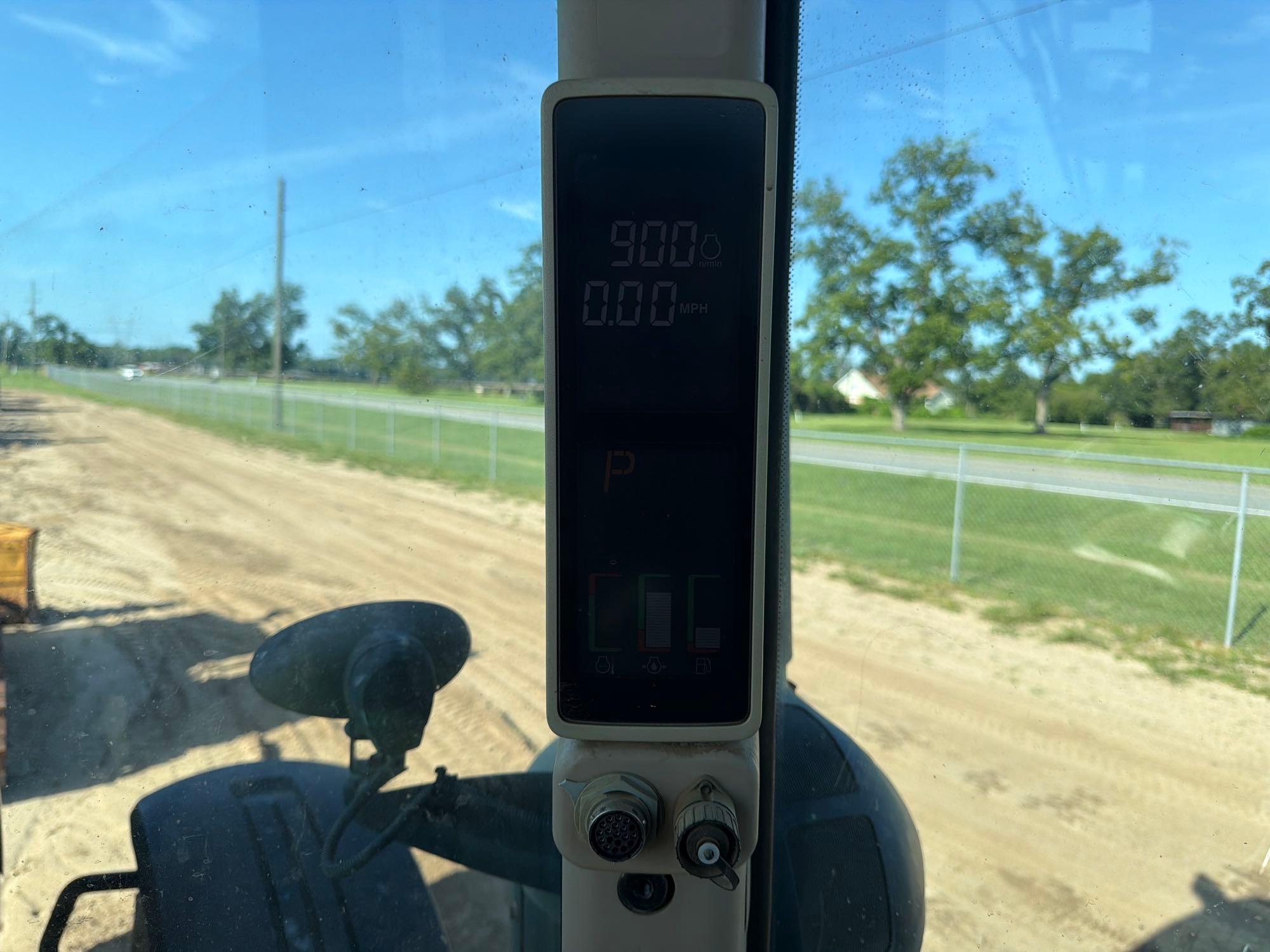 John Deere 8260R
