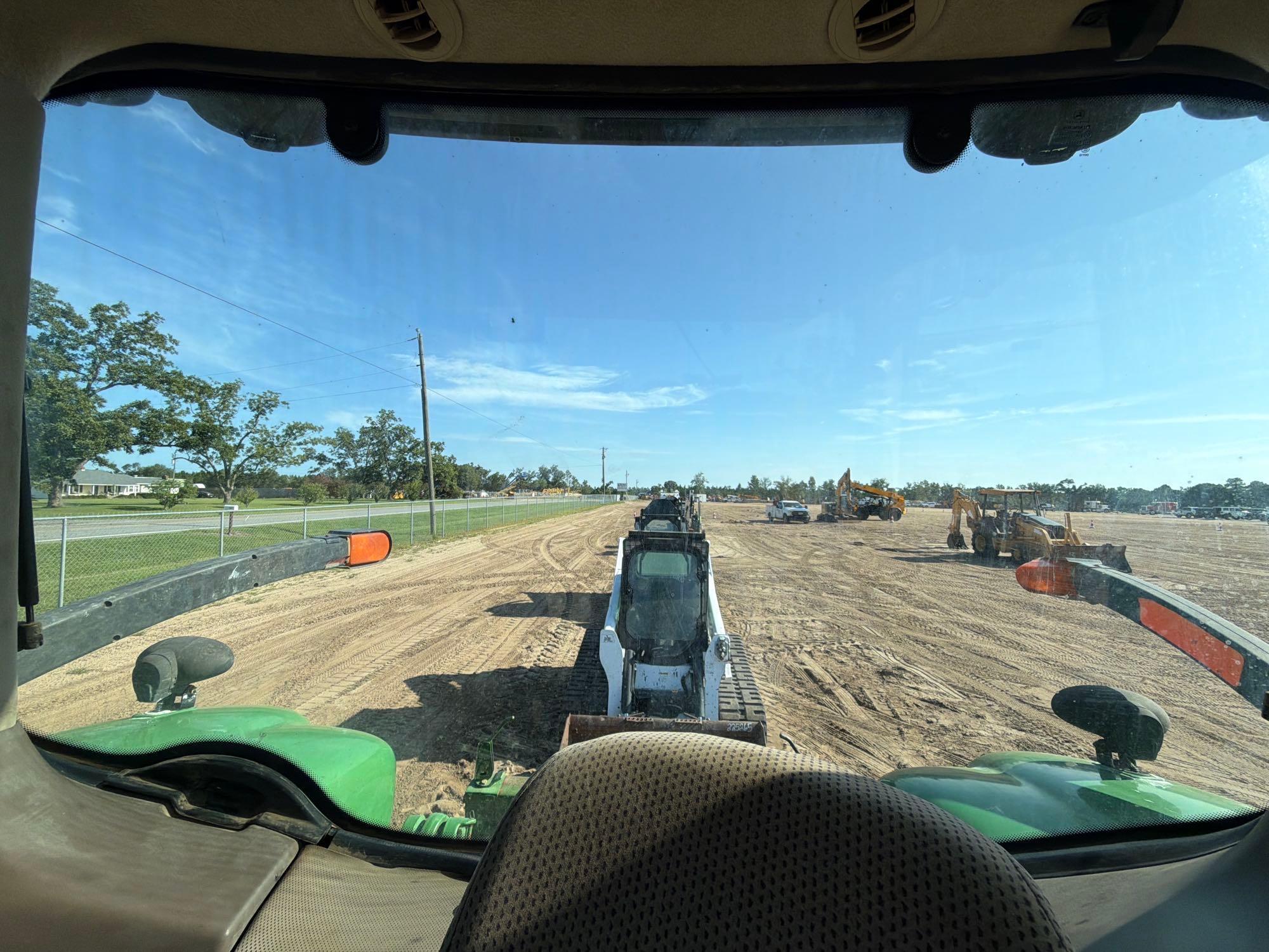 John Deere 8260R