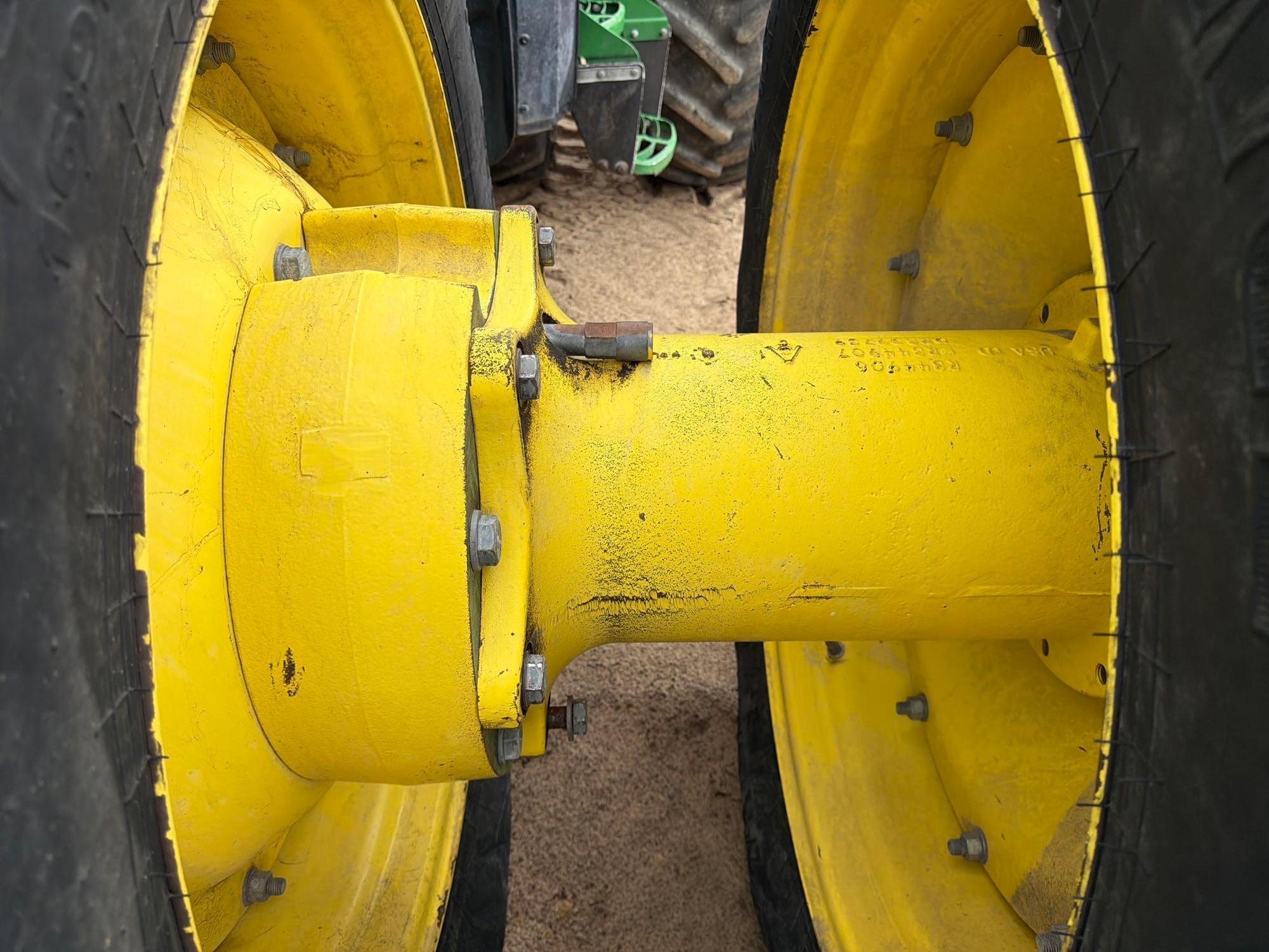 John Deere 8320R