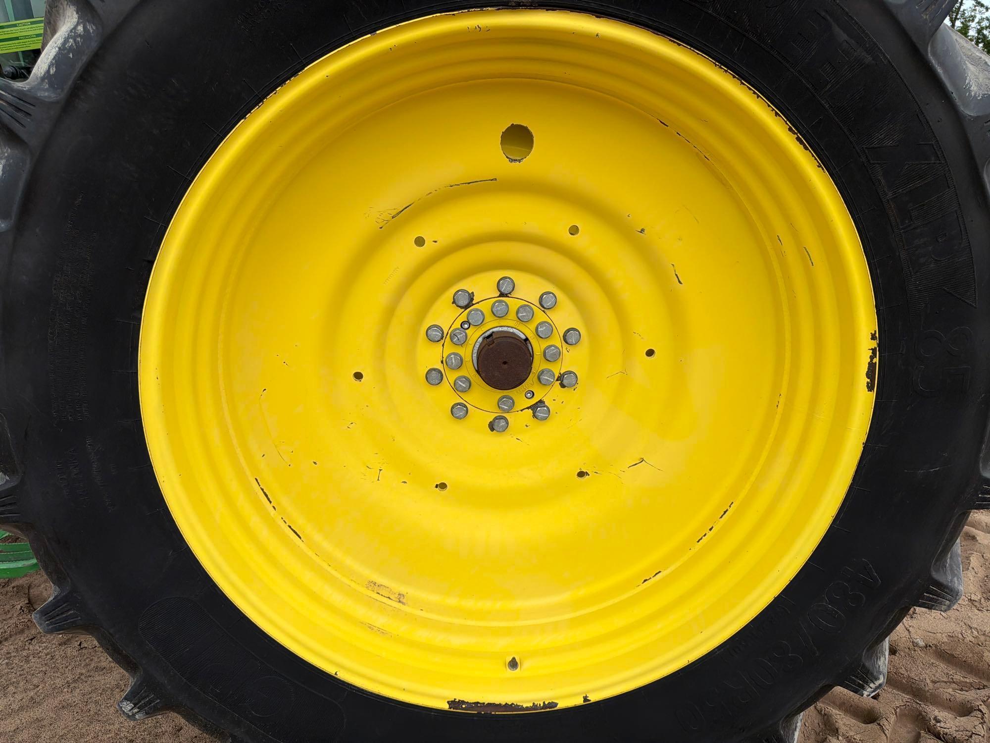 John Deere 8320R