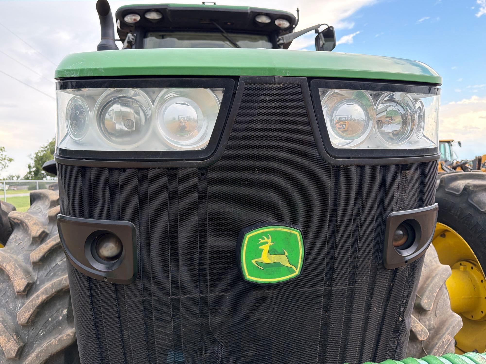 John Deere 8320R