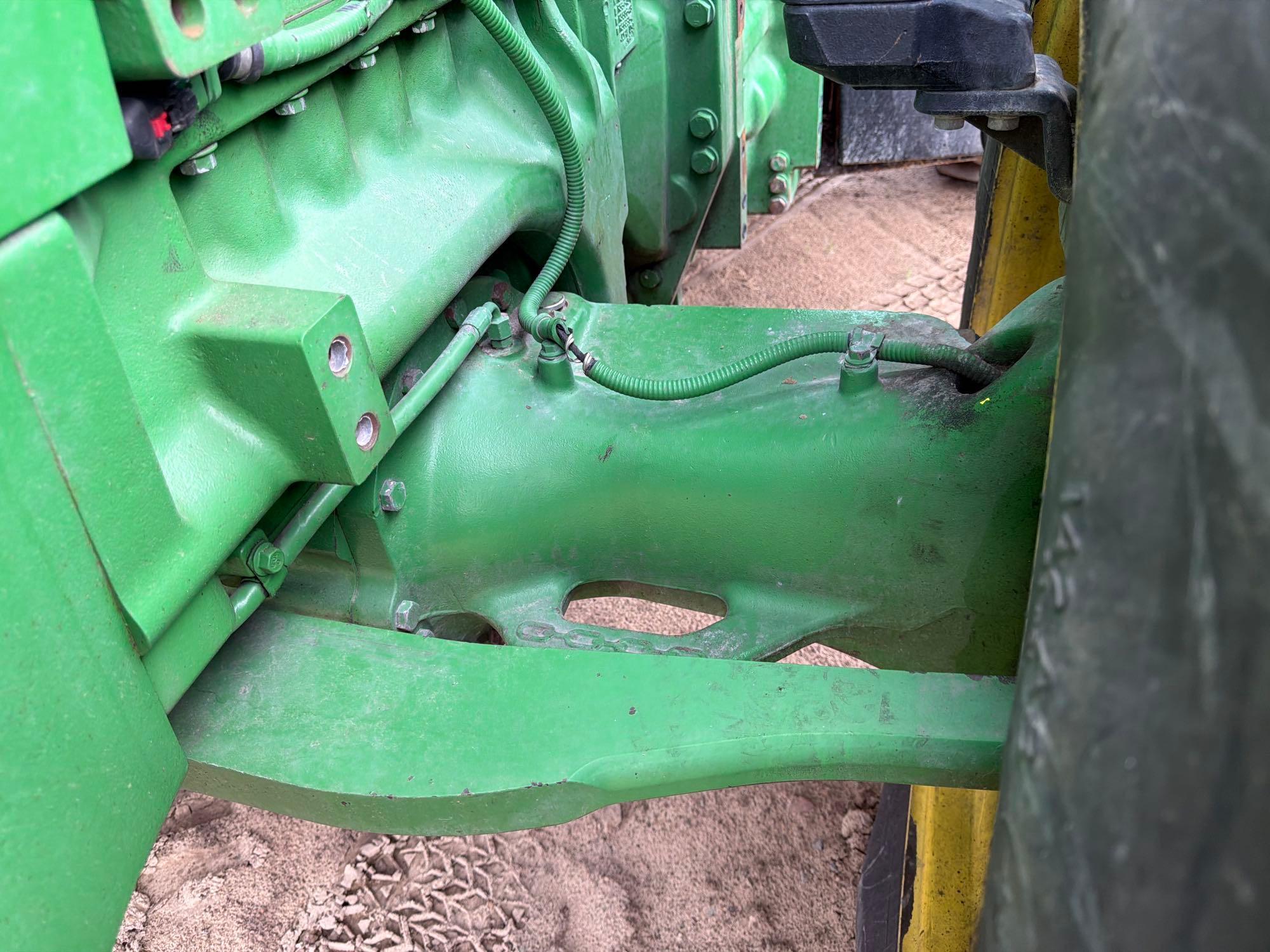 John Deere 8320R