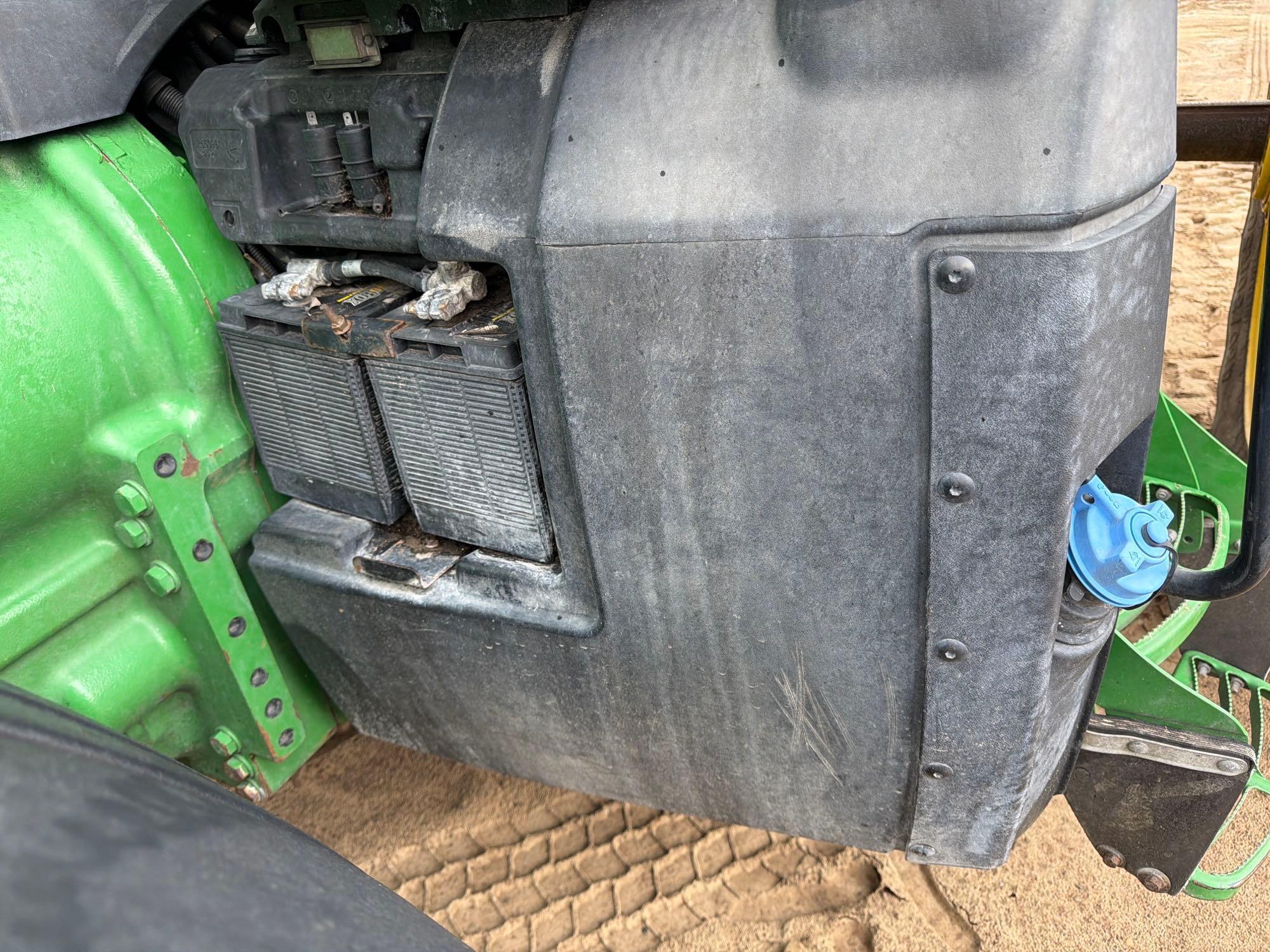 John Deere 8320R