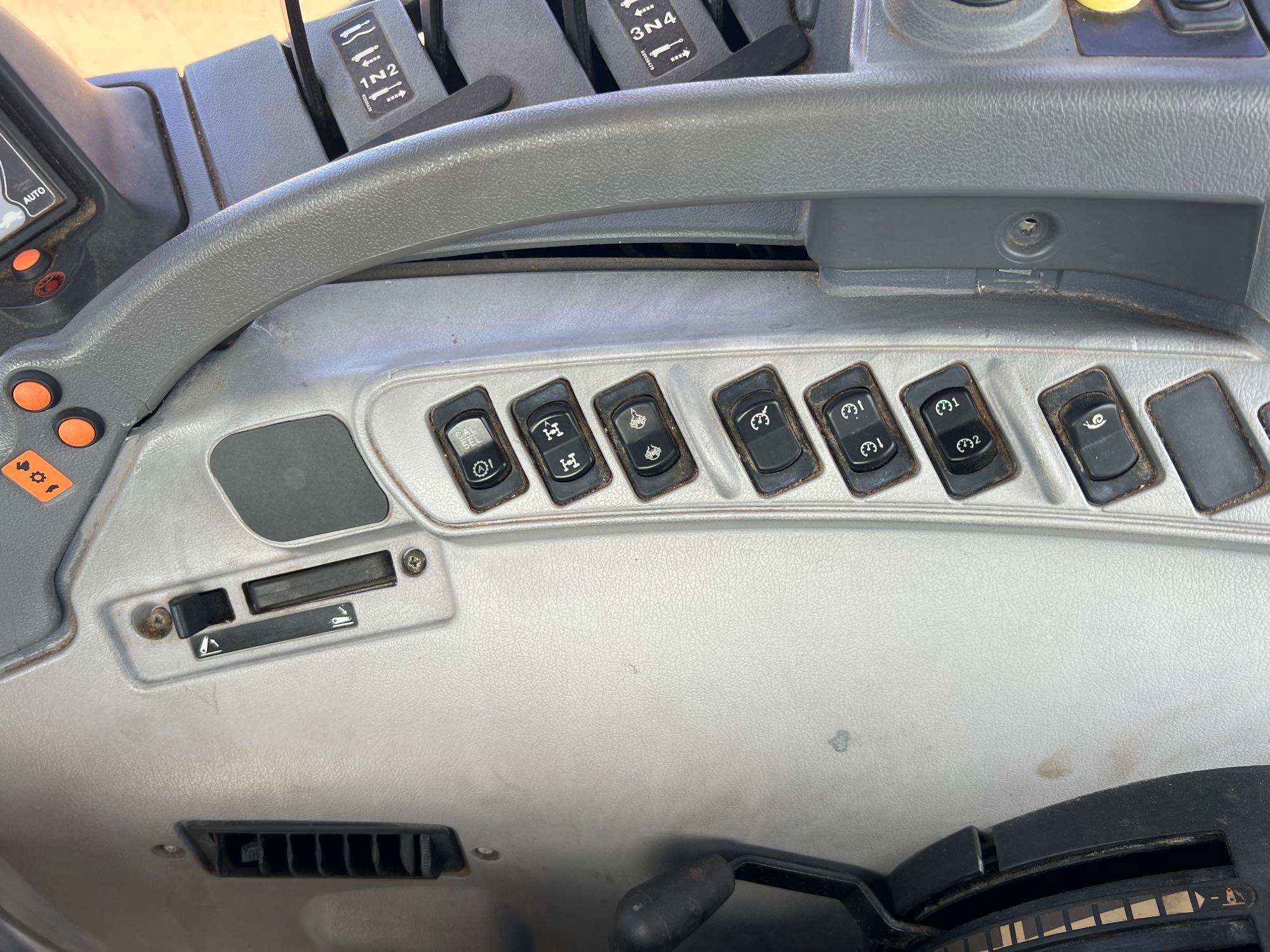2007 New Holland TS125A