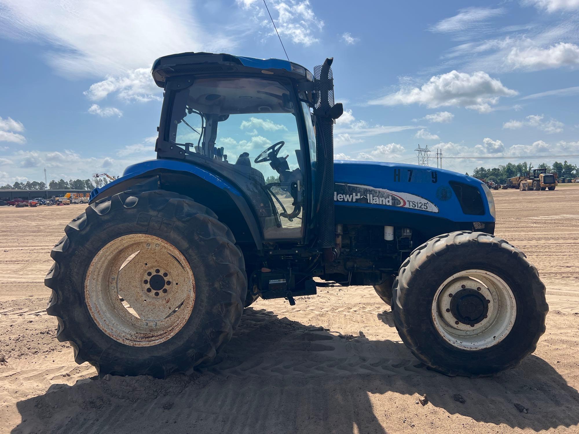 2007 New Holland TS125A
