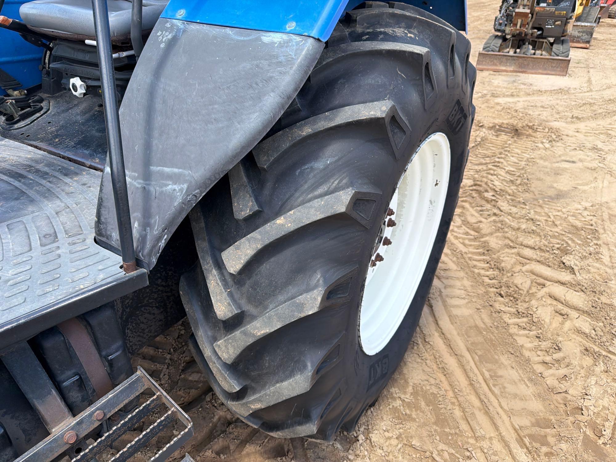 New Holland TL90A
