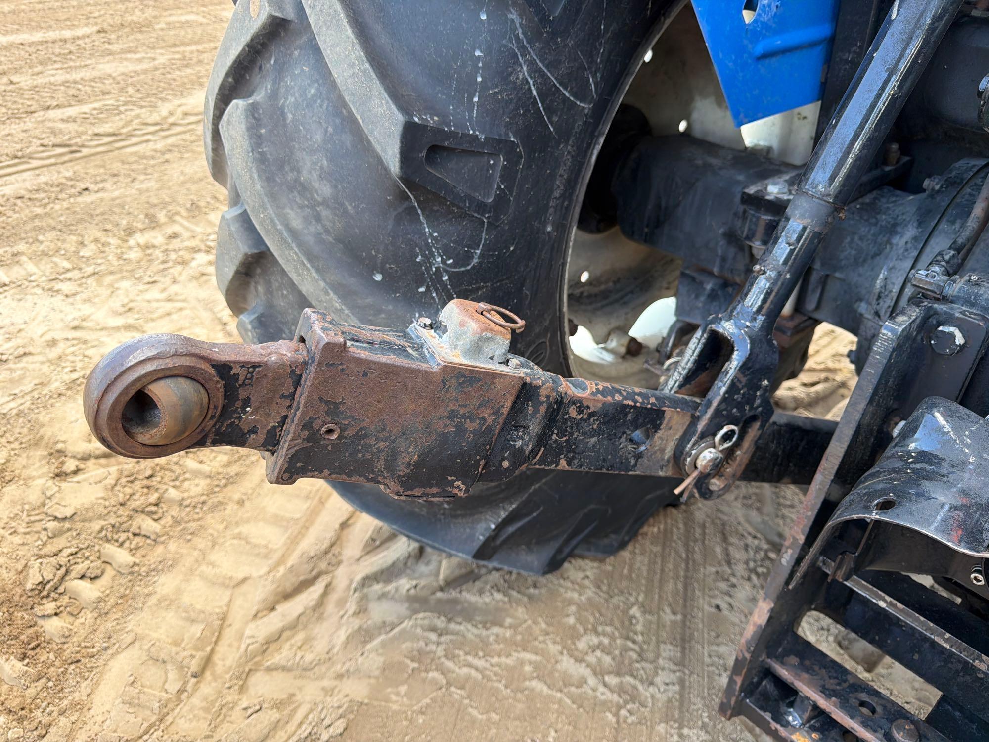 New Holland TL90A