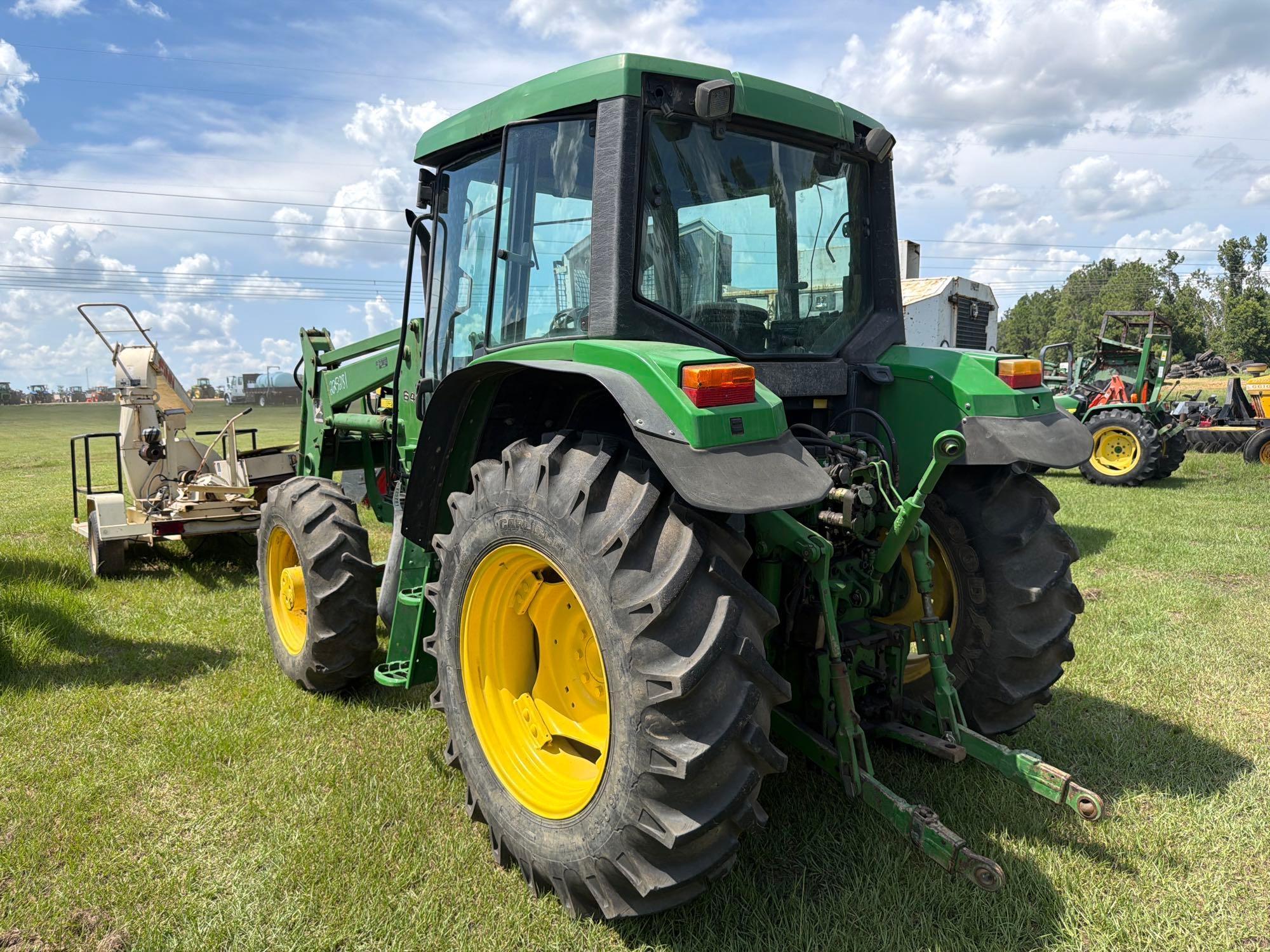 John Deere 6210