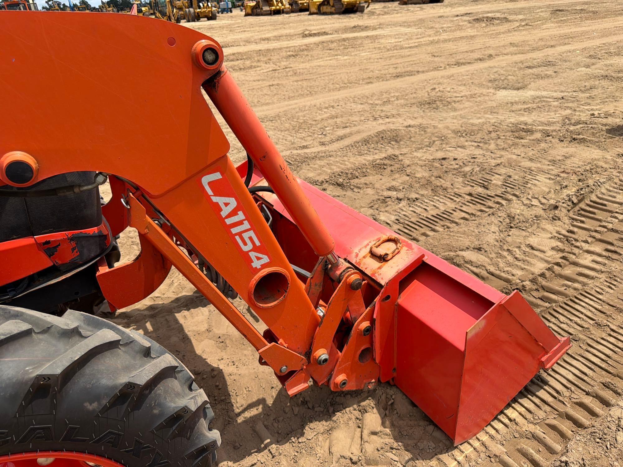 Kubota M7060