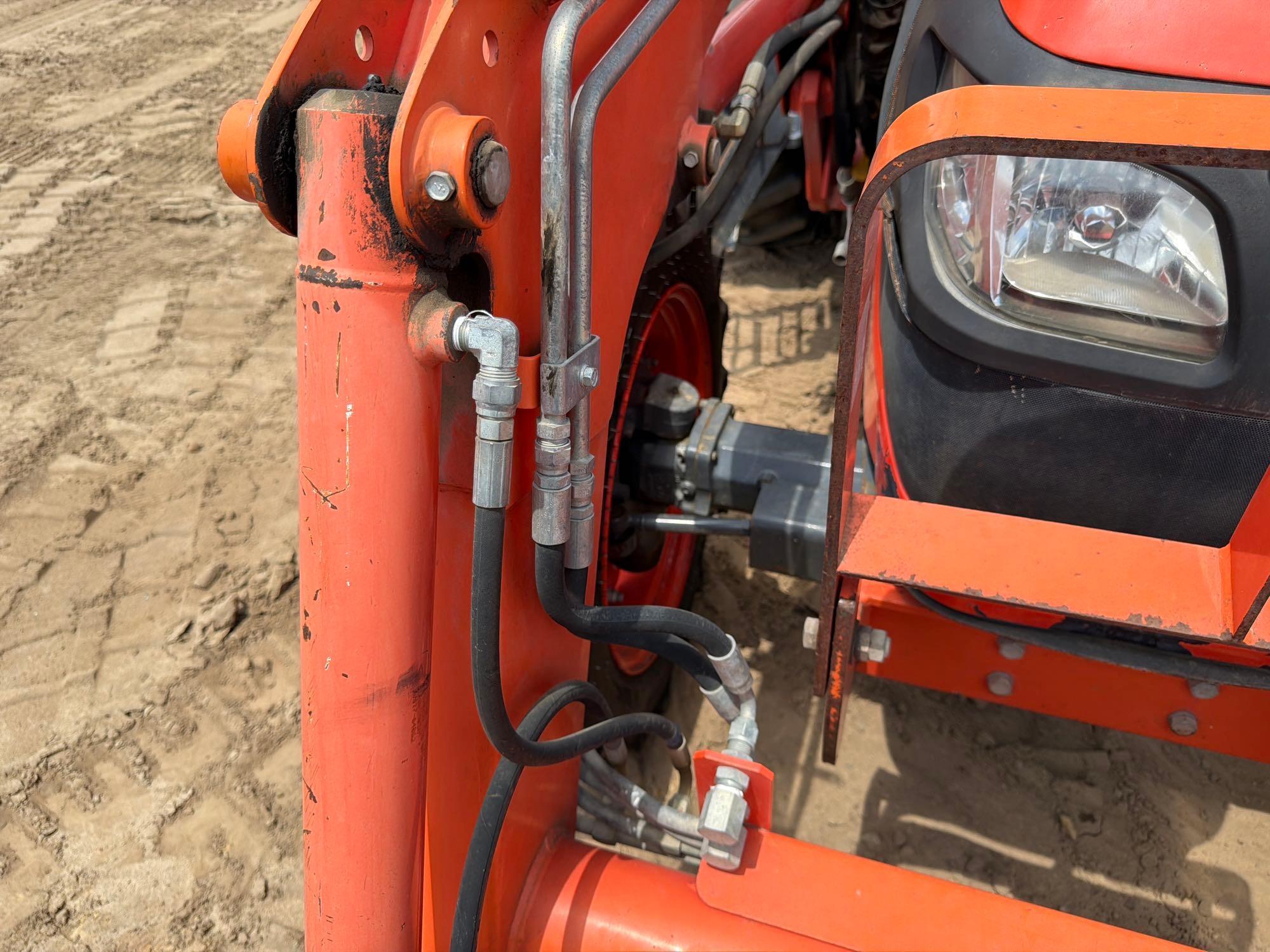 Kubota M7060