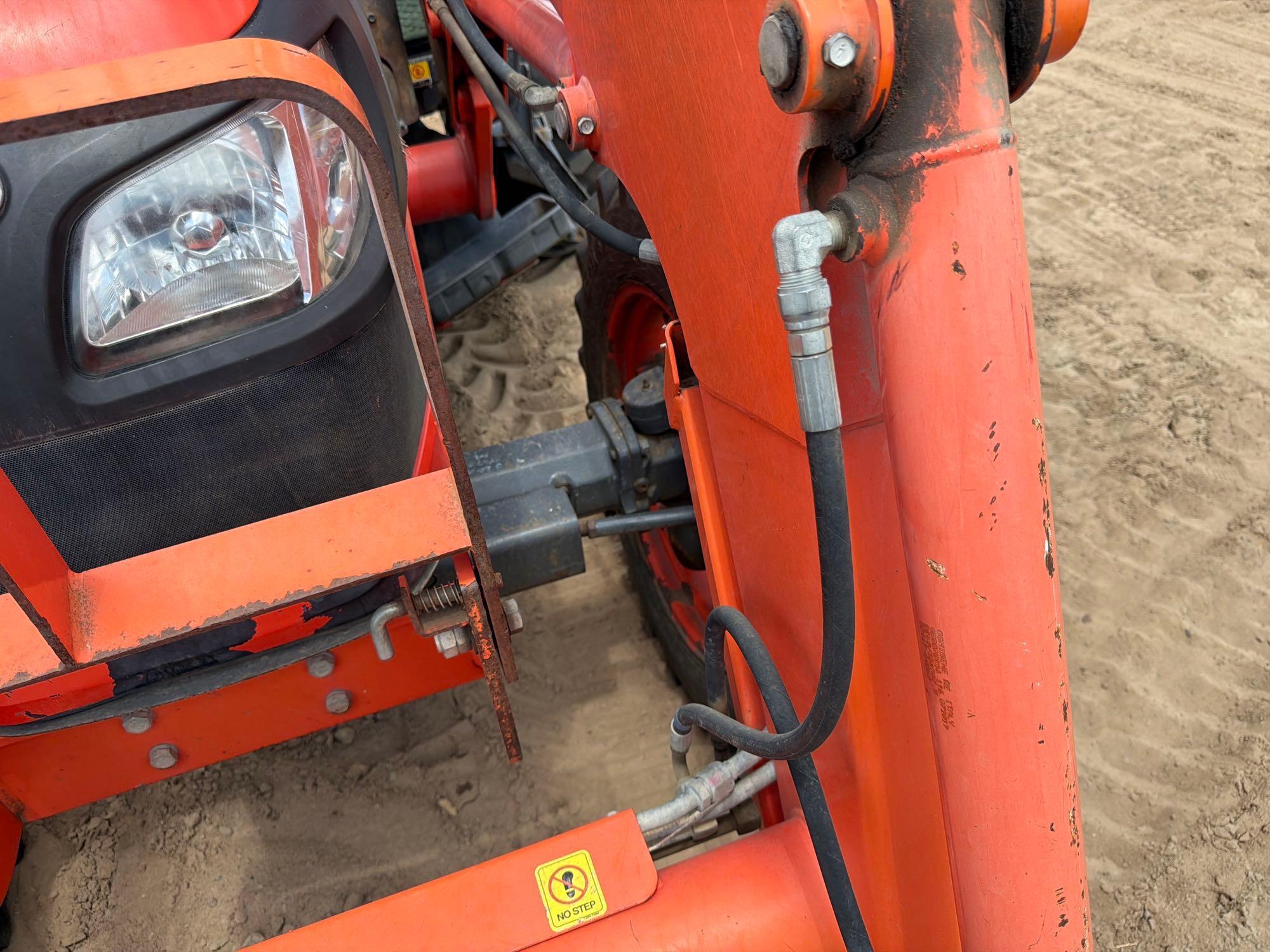 Kubota M7060