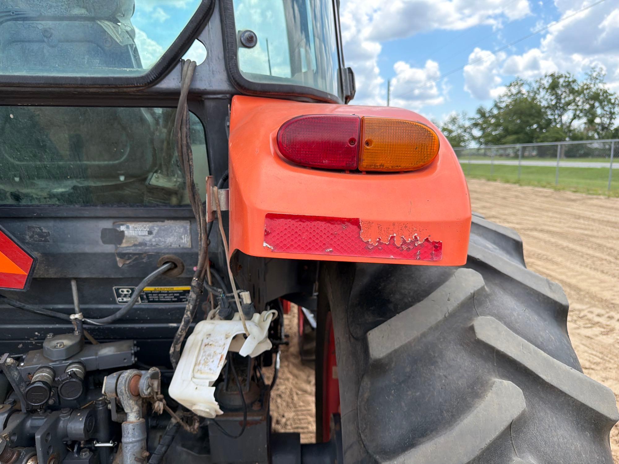 Kubota M7060
