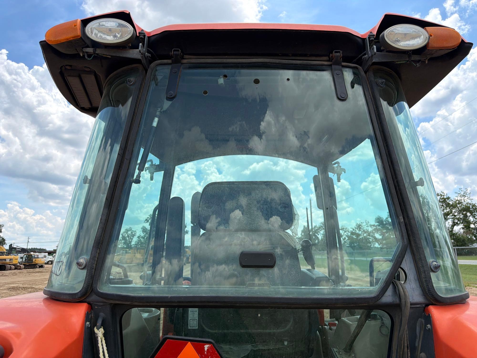 Kubota M7060