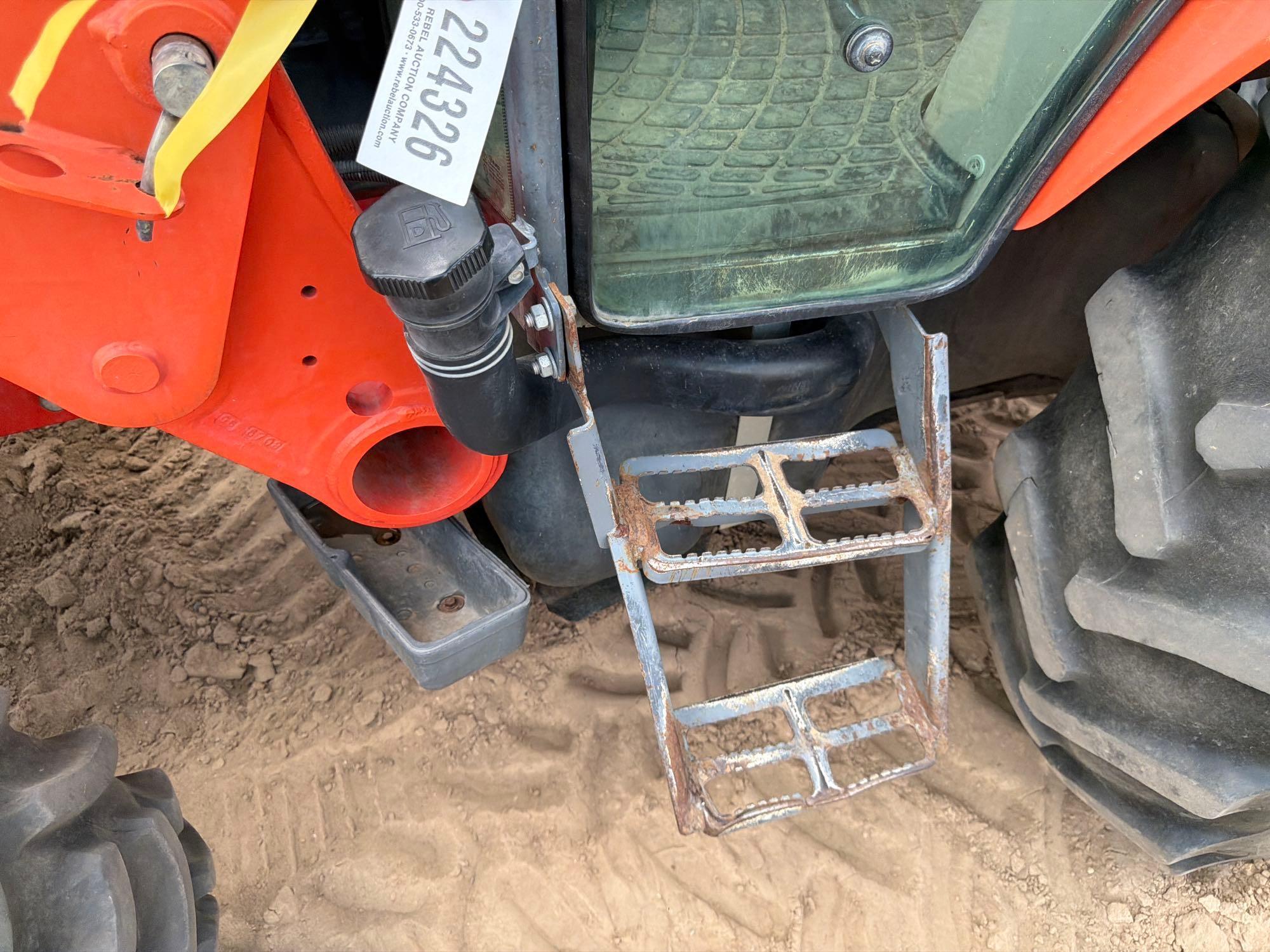 Kubota M7060