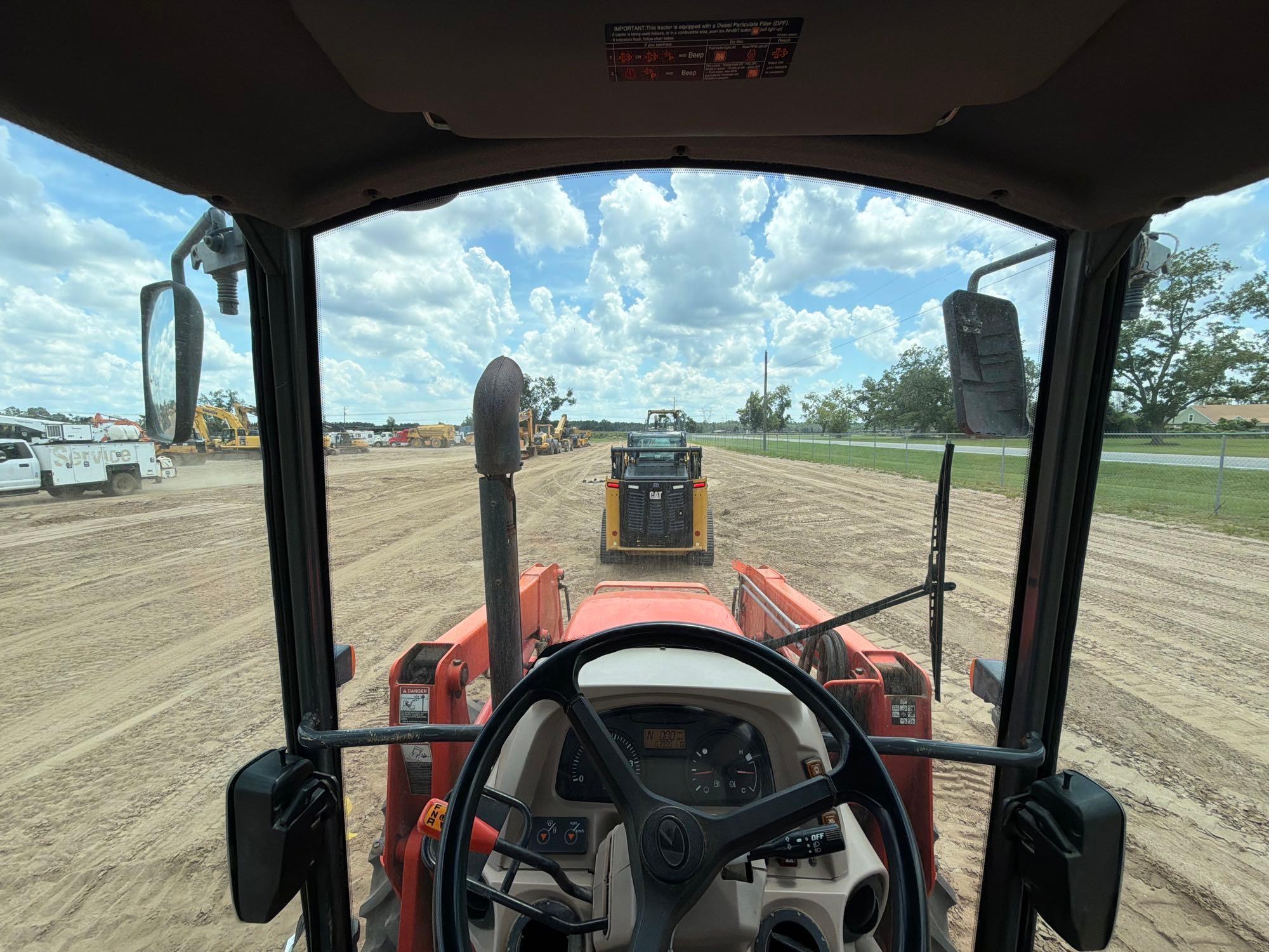 Kubota M7060
