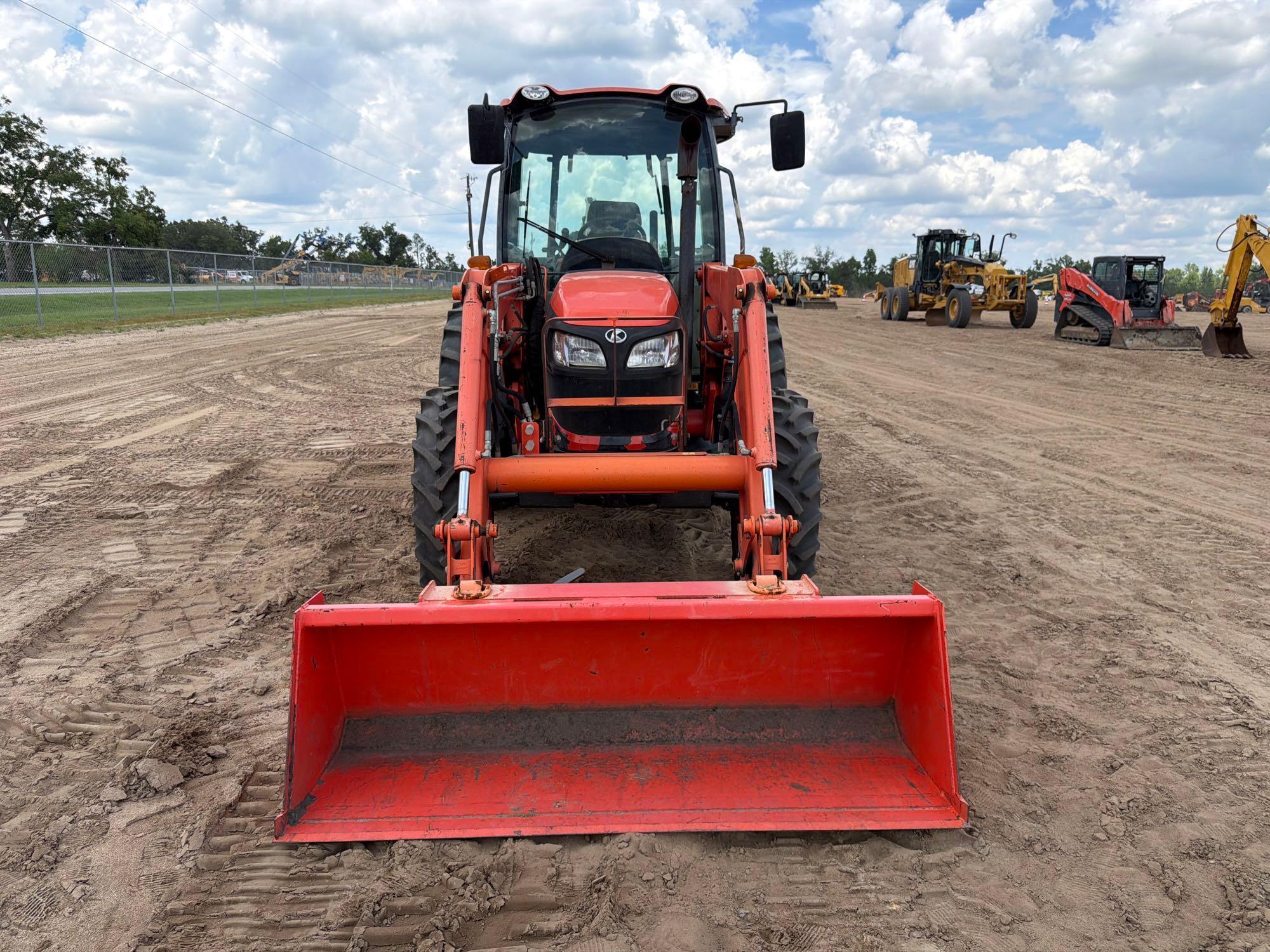 Kubota M7060