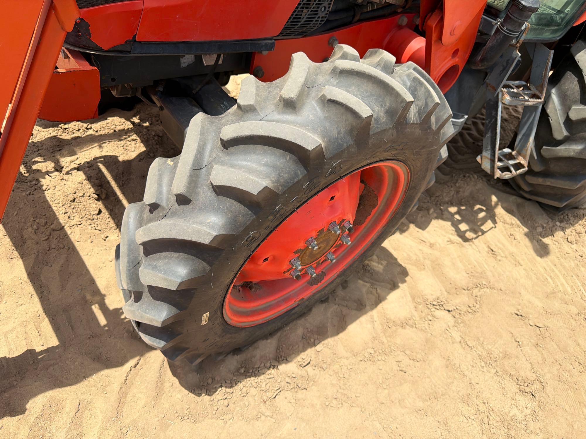 Kubota M7060