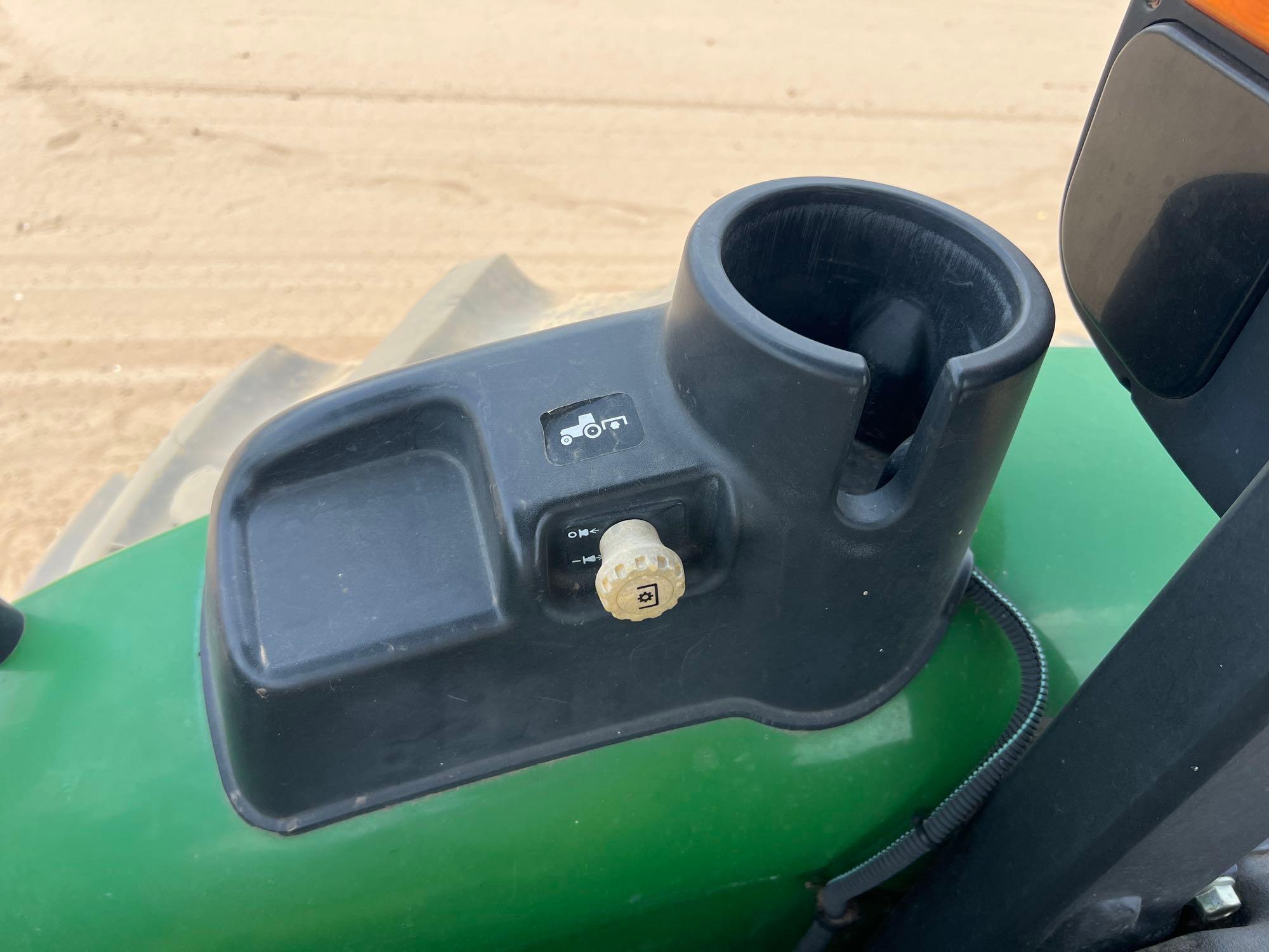 John Deere 5075E