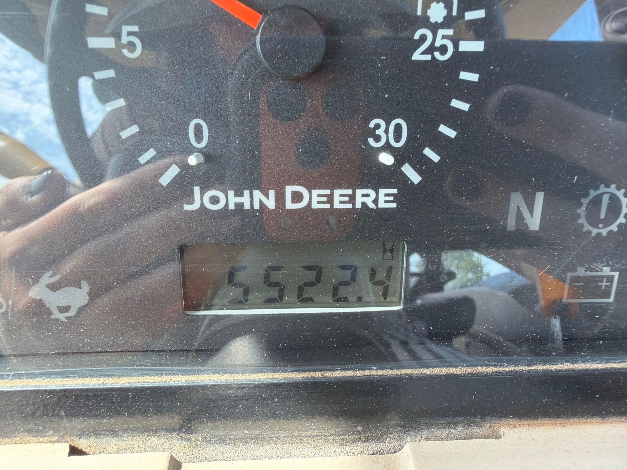 John Deere 5101E