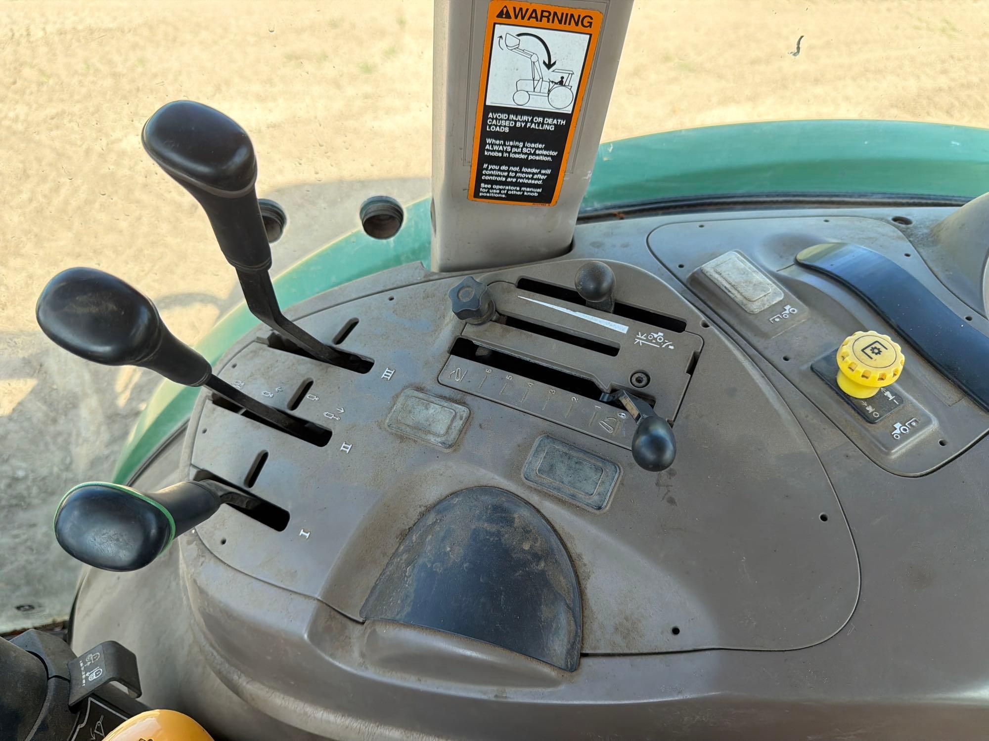 John Deere 5101E