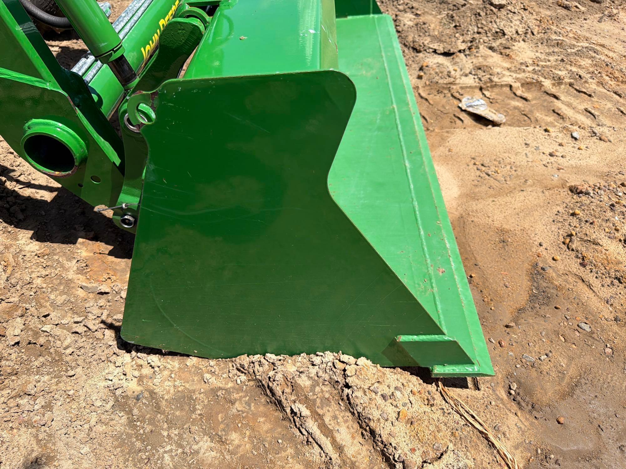 John Deere 300E