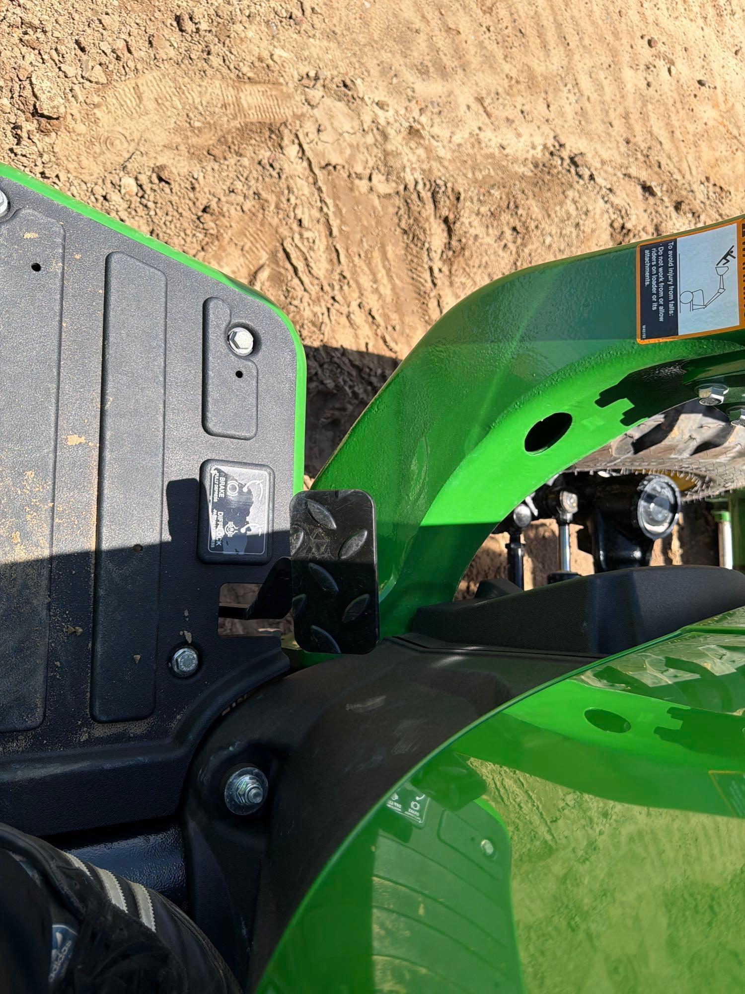 John Deere 300E
