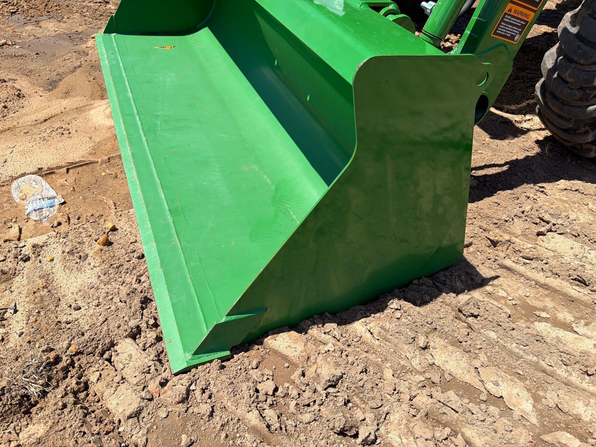John Deere 300E