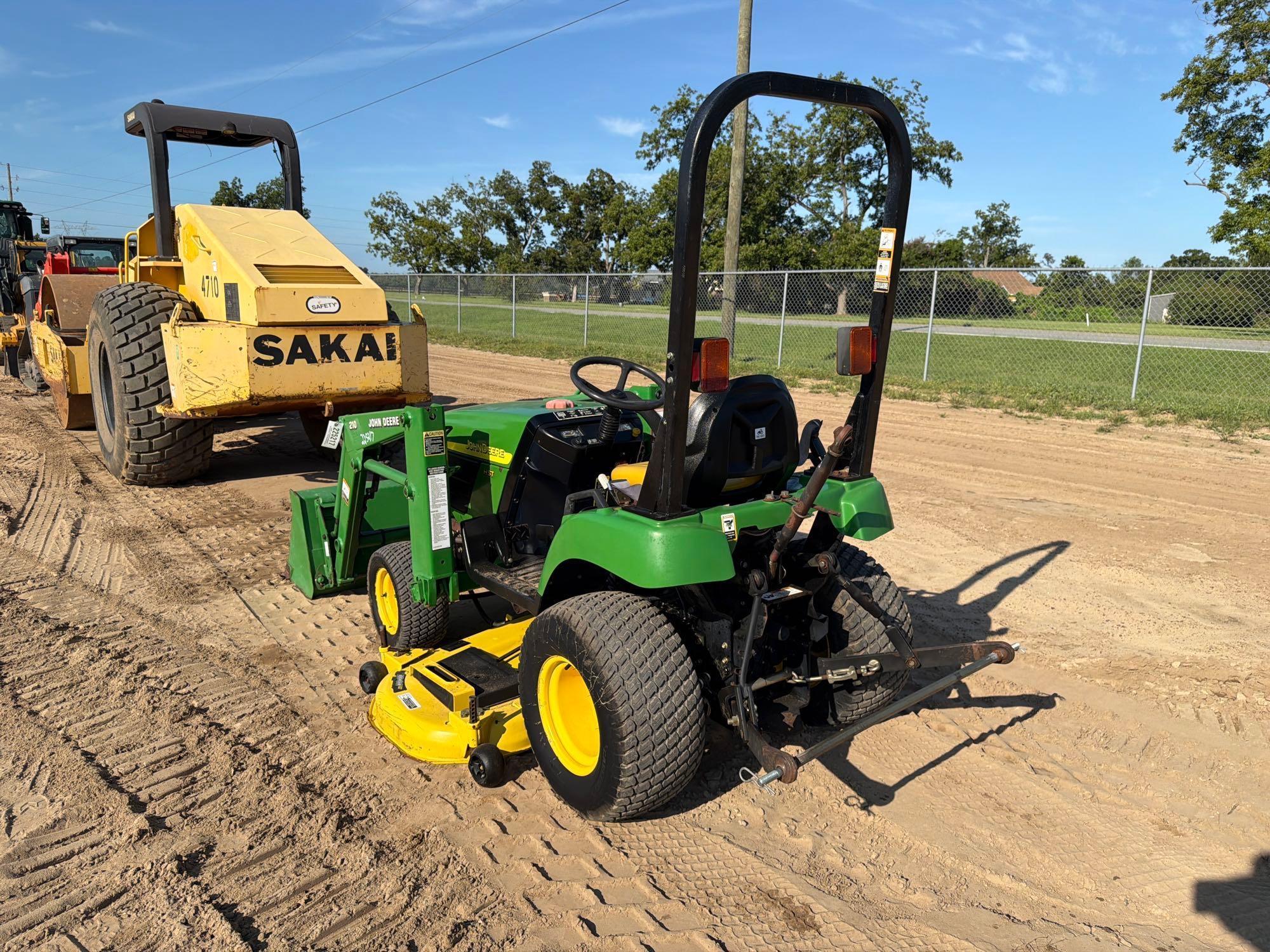 John Deere 2210