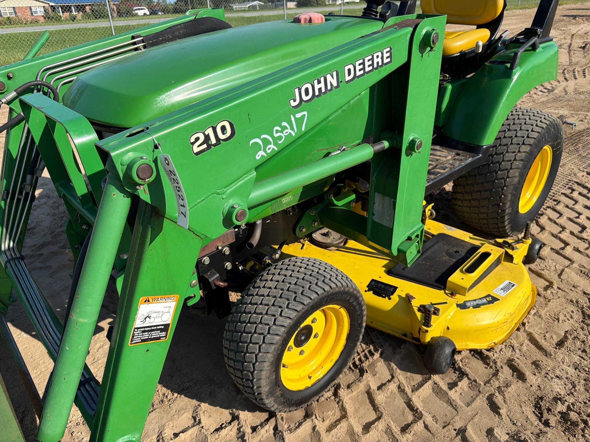John Deere 2210