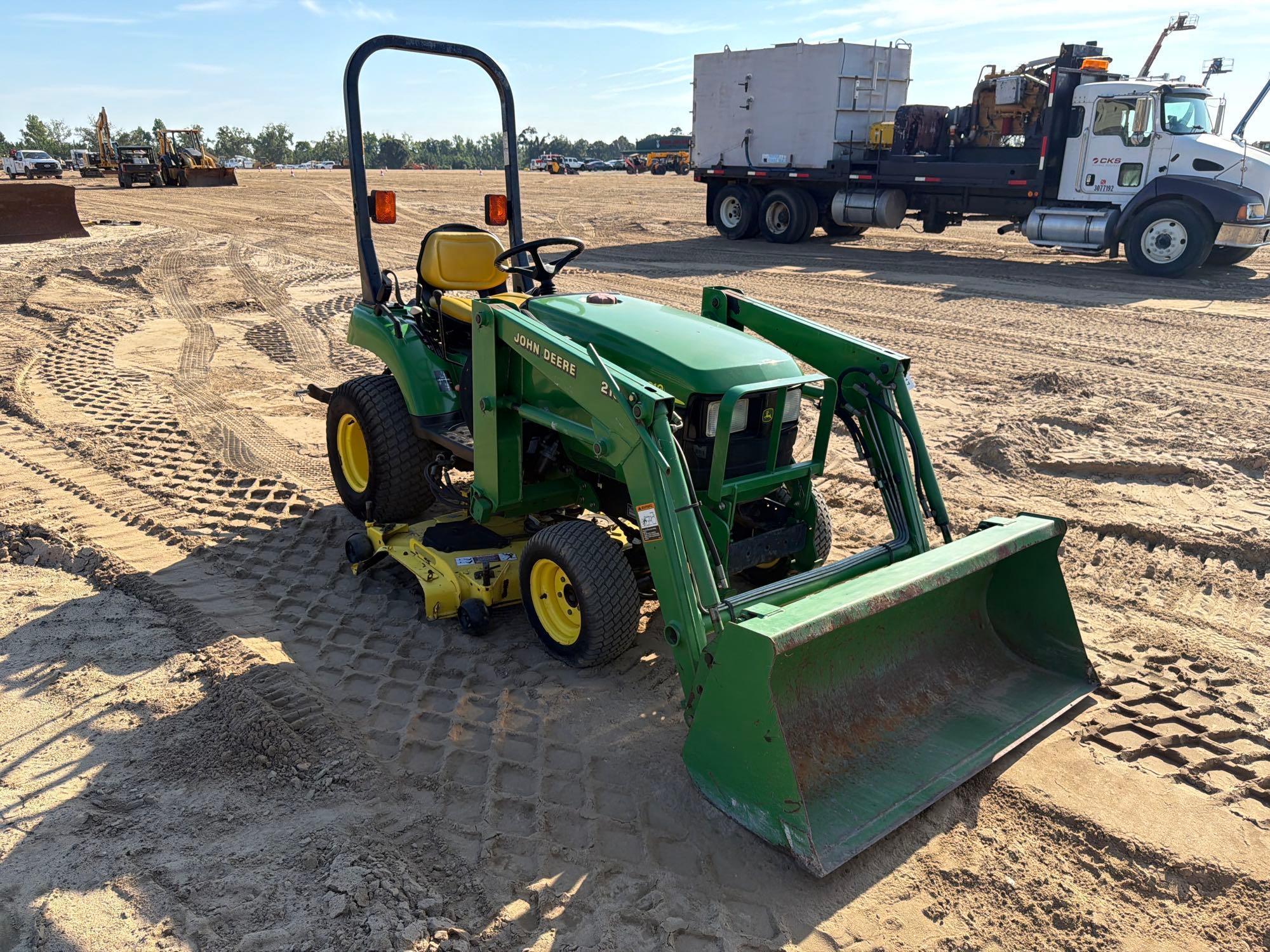 John Deere 2210