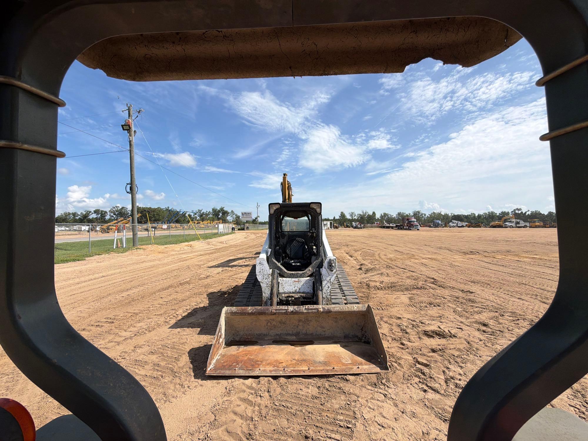 Kubota L3300