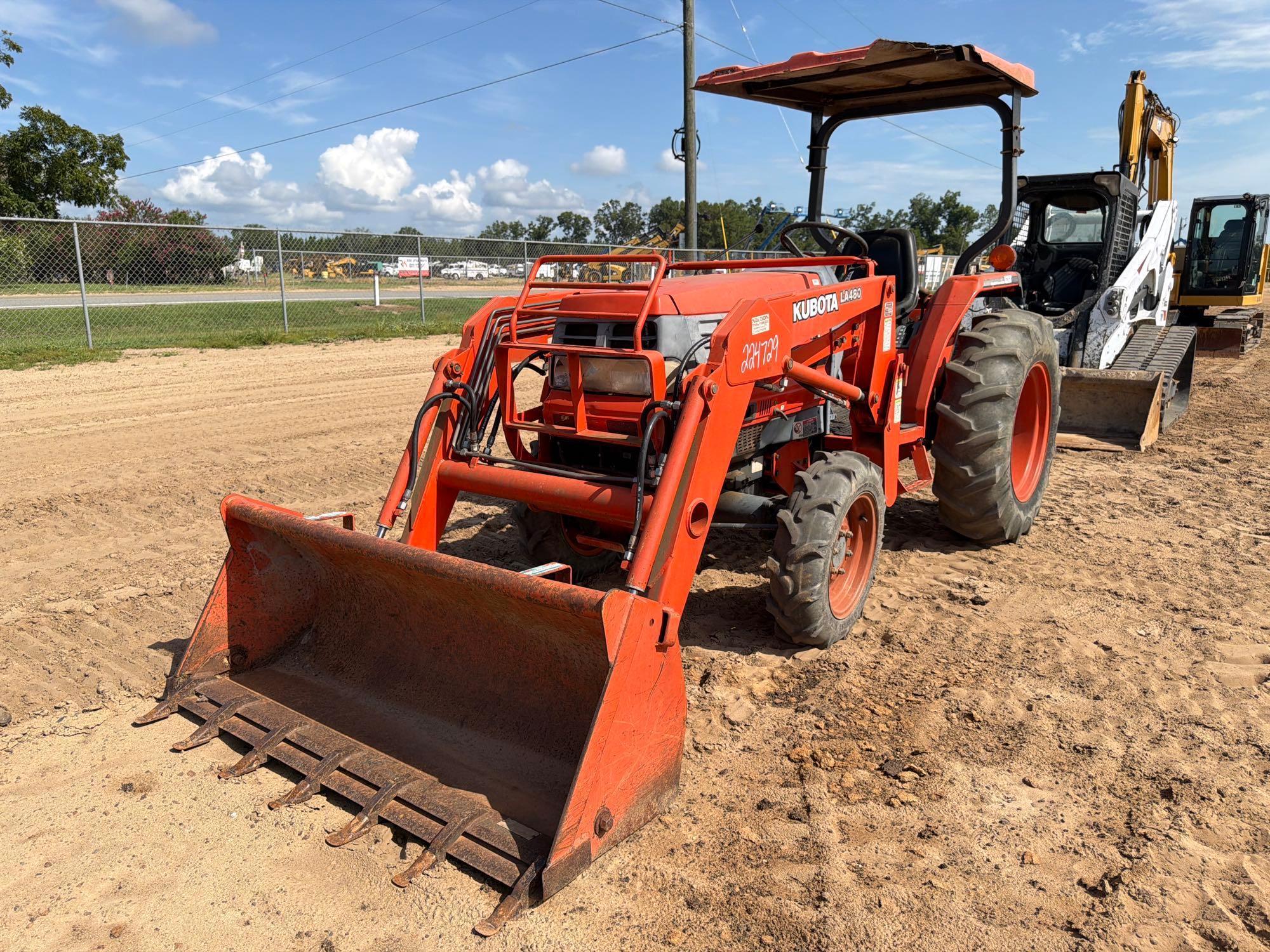 Kubota L3300