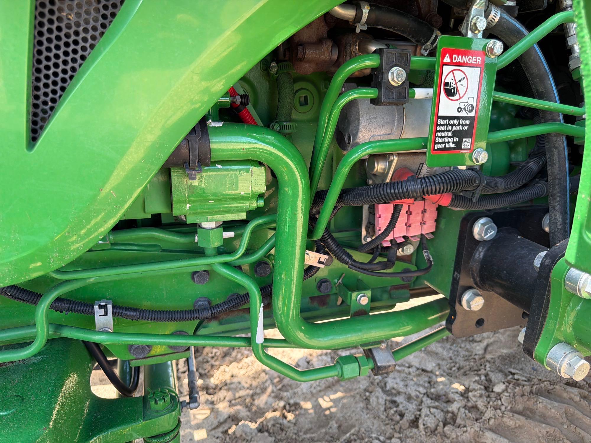 John Deere 4066R