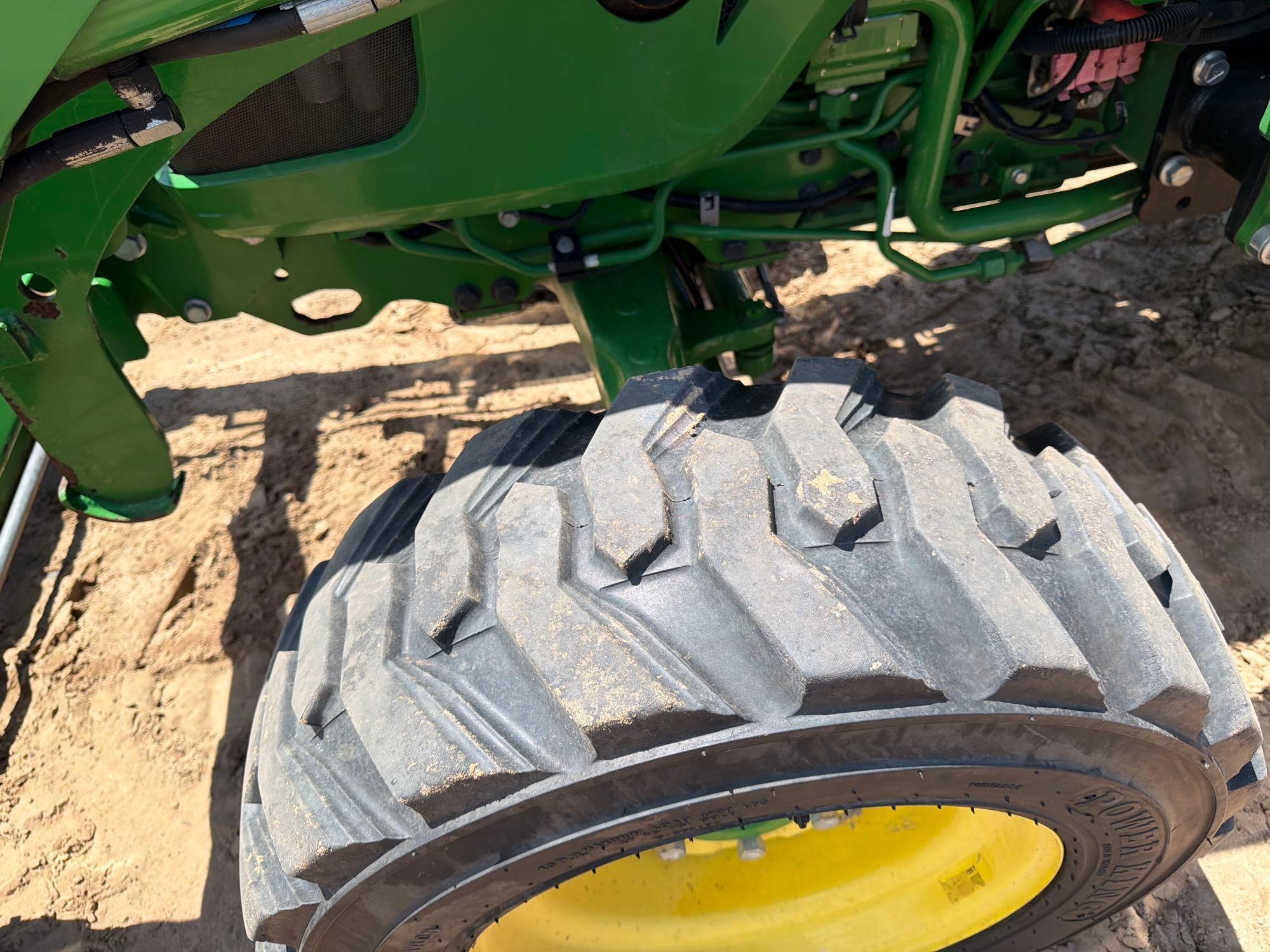 John Deere 4066R