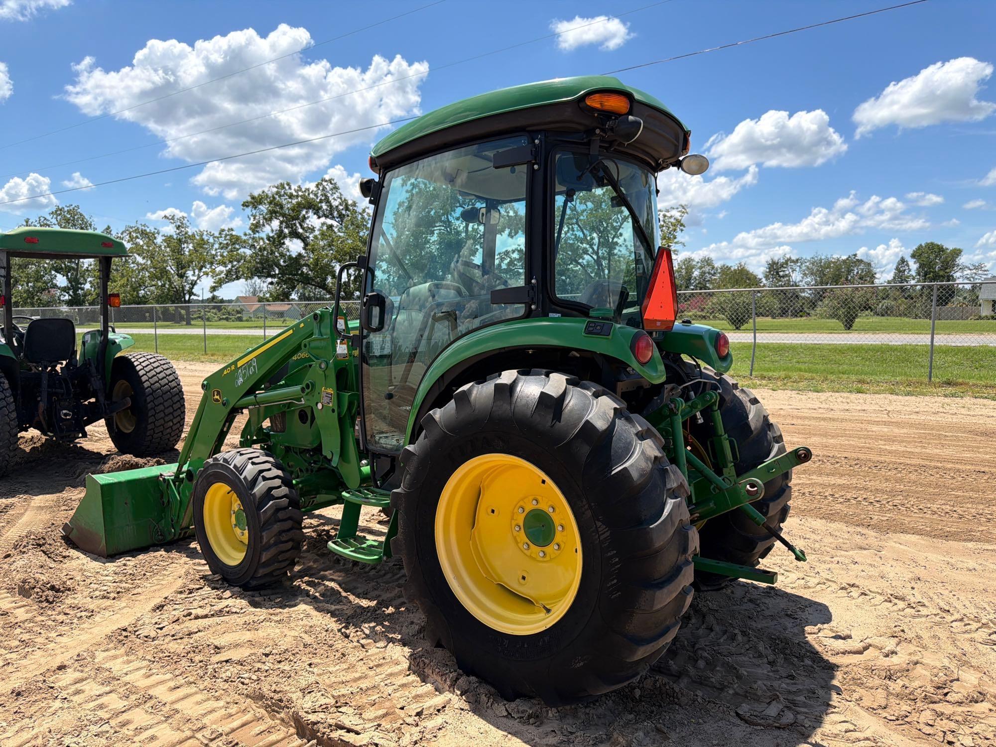 John Deere 4066R