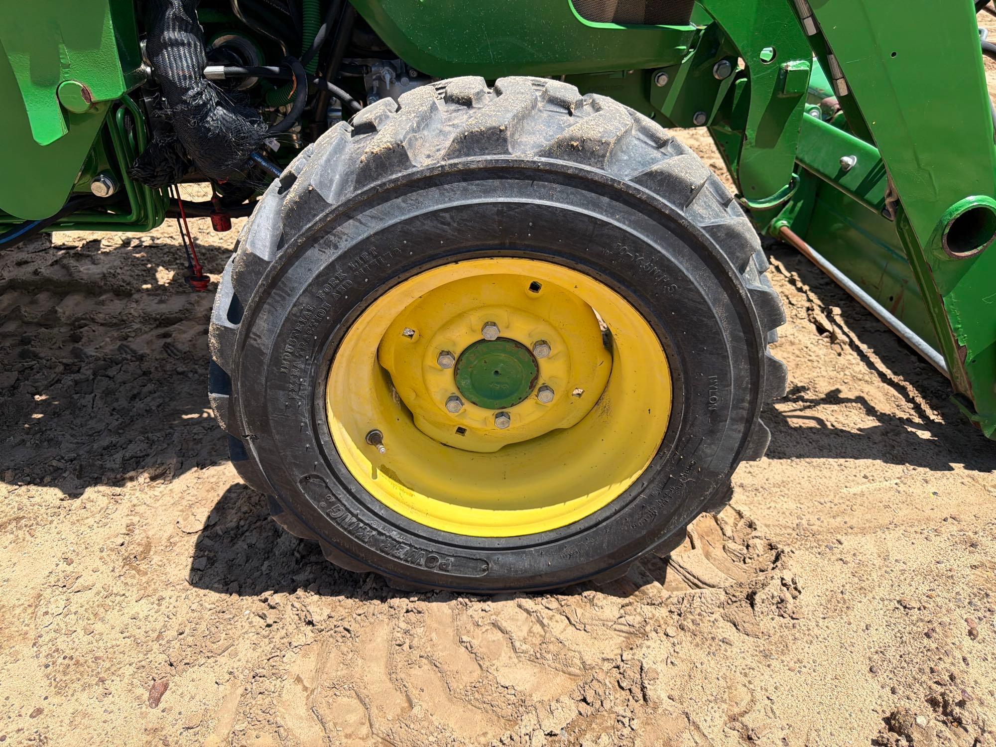 John Deere 4066R