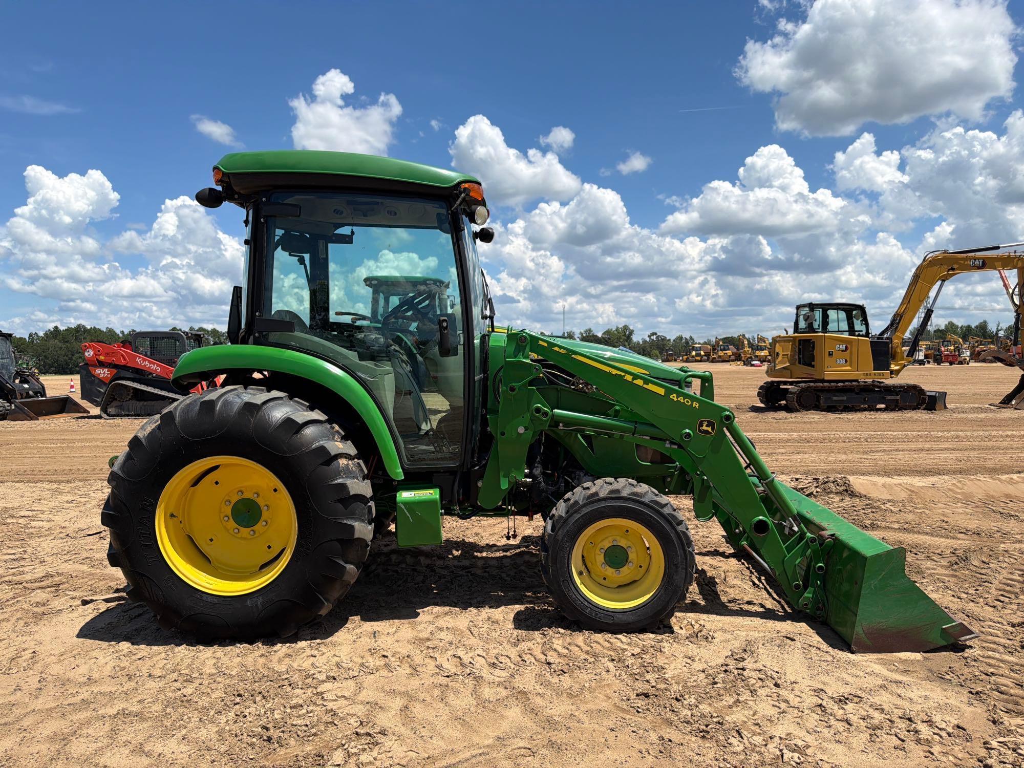 John Deere 4066R