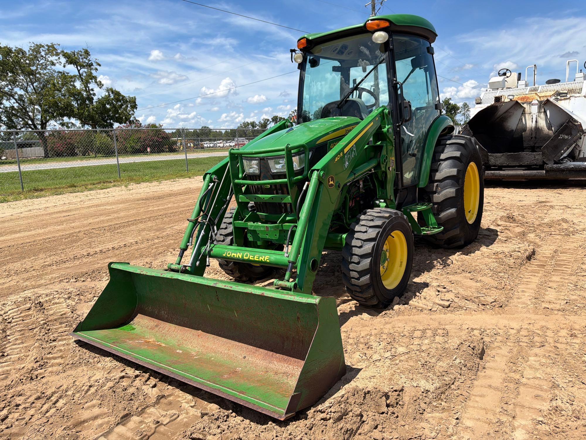 John Deere 4066R