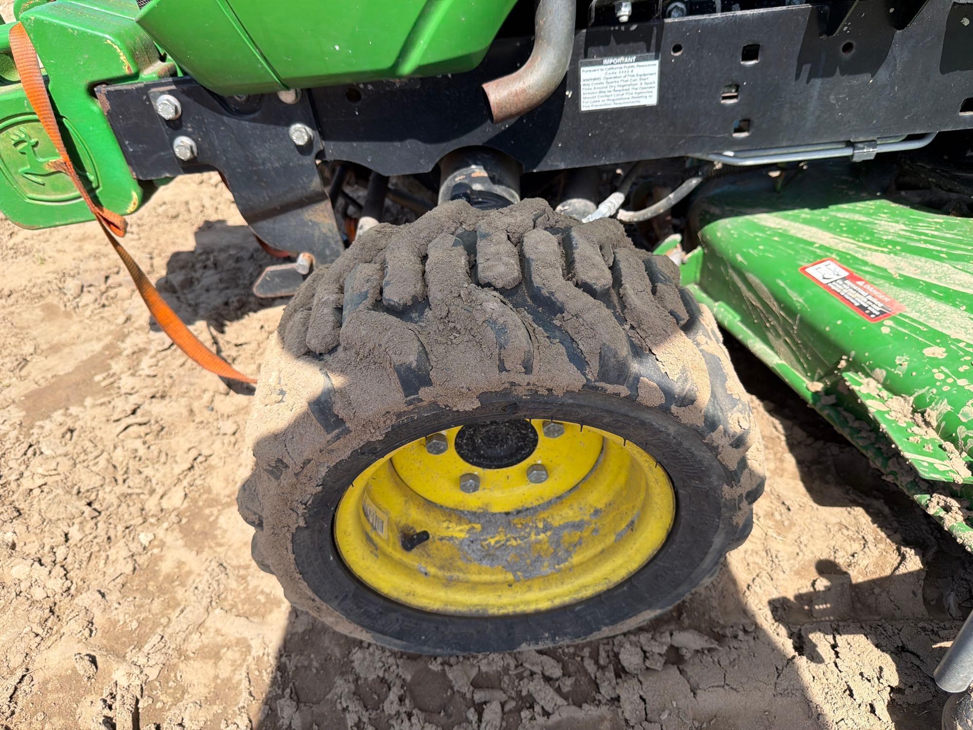 John Deere 1025R
