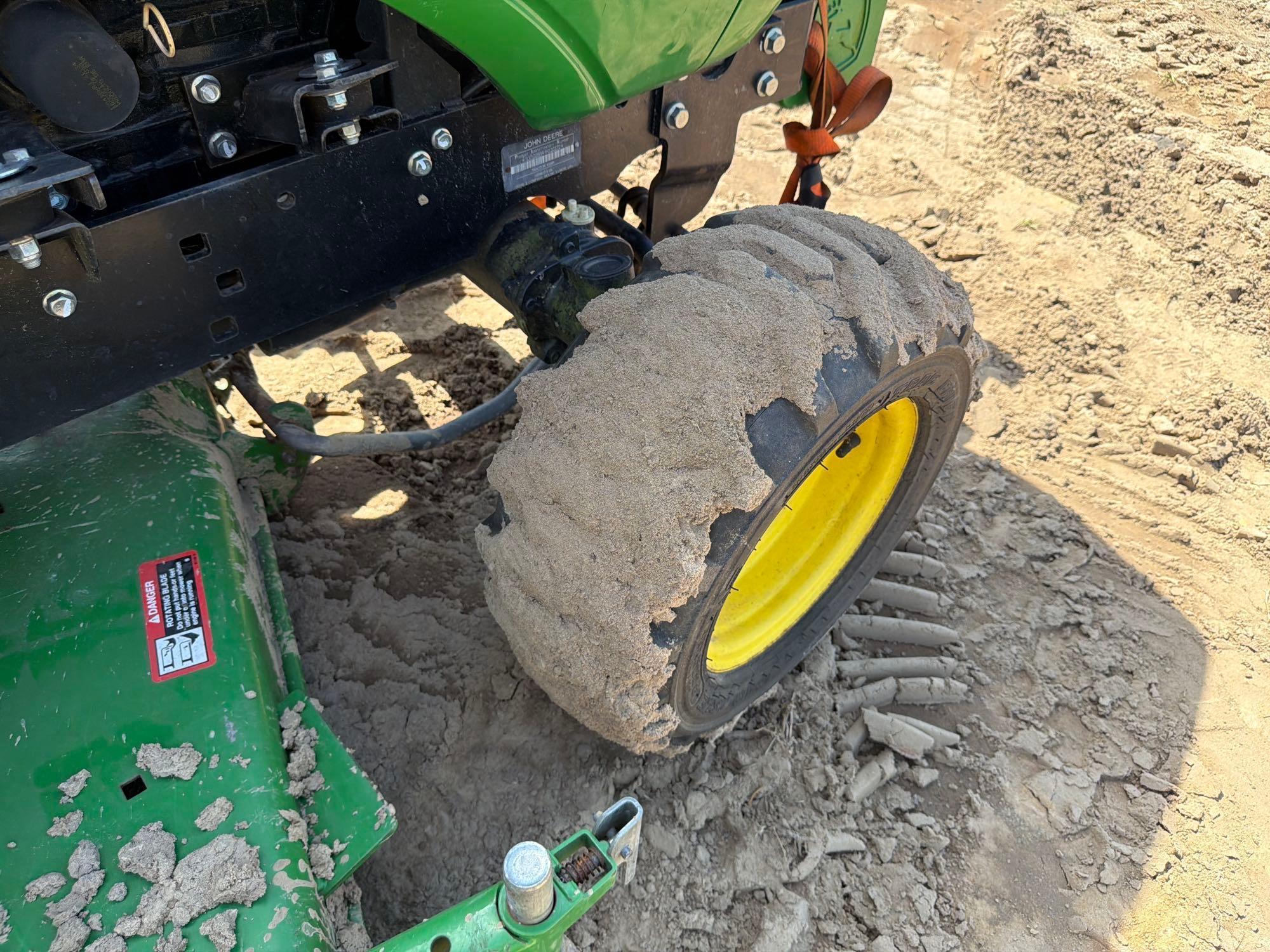 John Deere 1025R