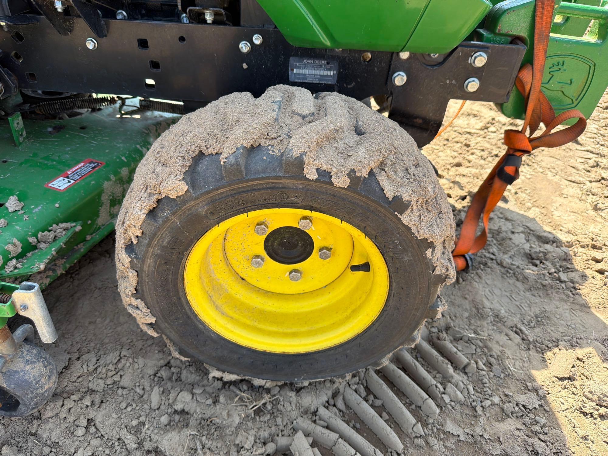 John Deere 1025R