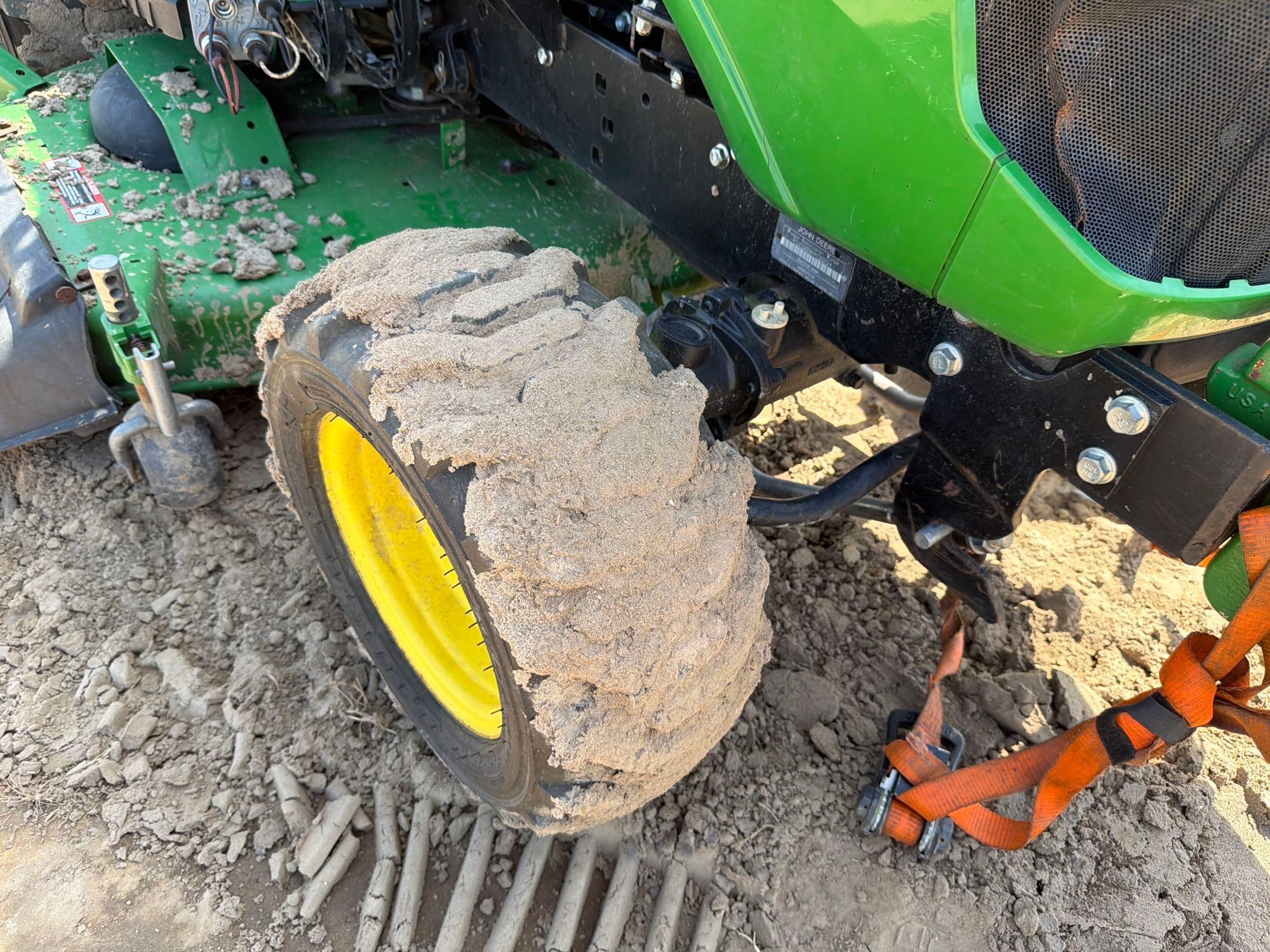 John Deere 1025R