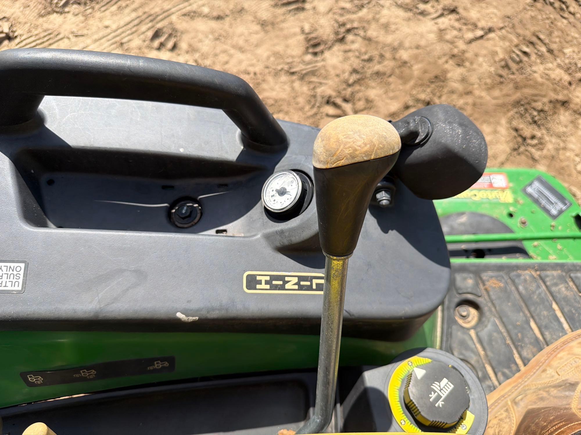 John Deere 1025R