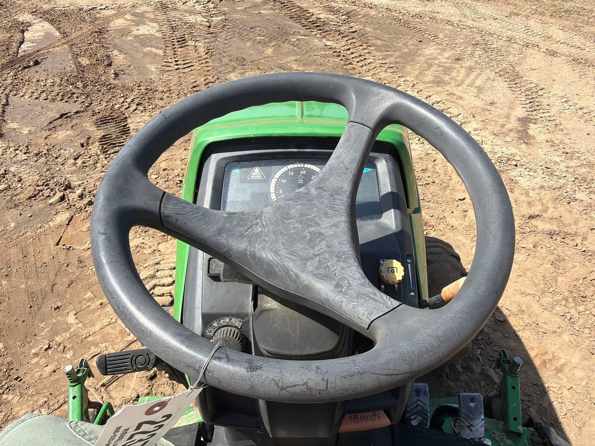 John Deere 1025R