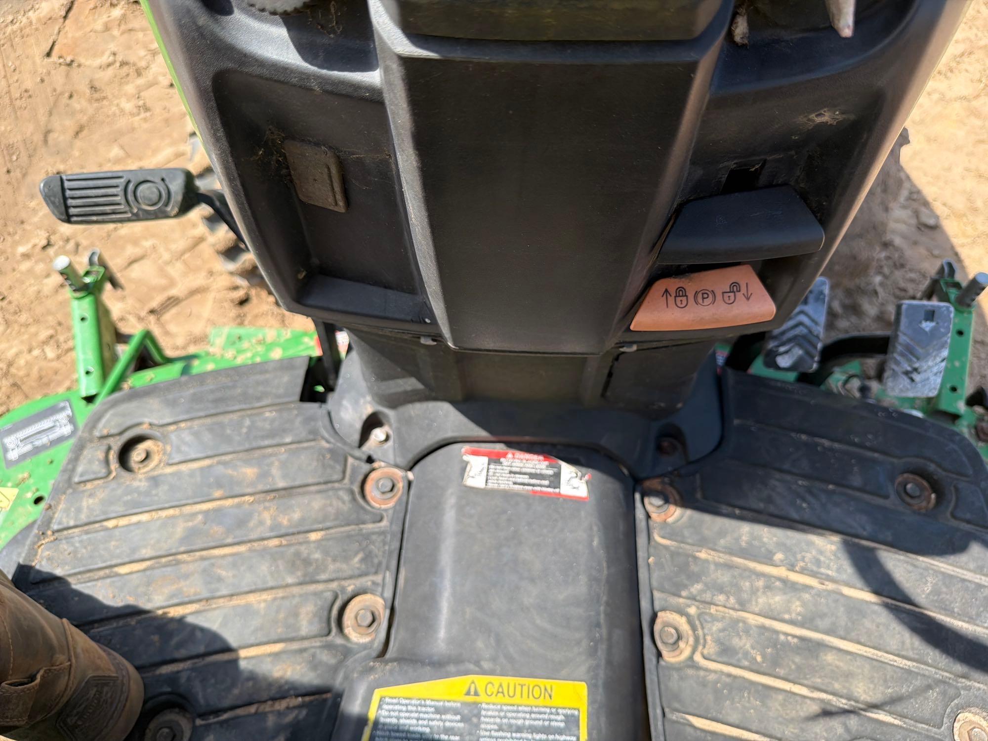 John Deere 1025R