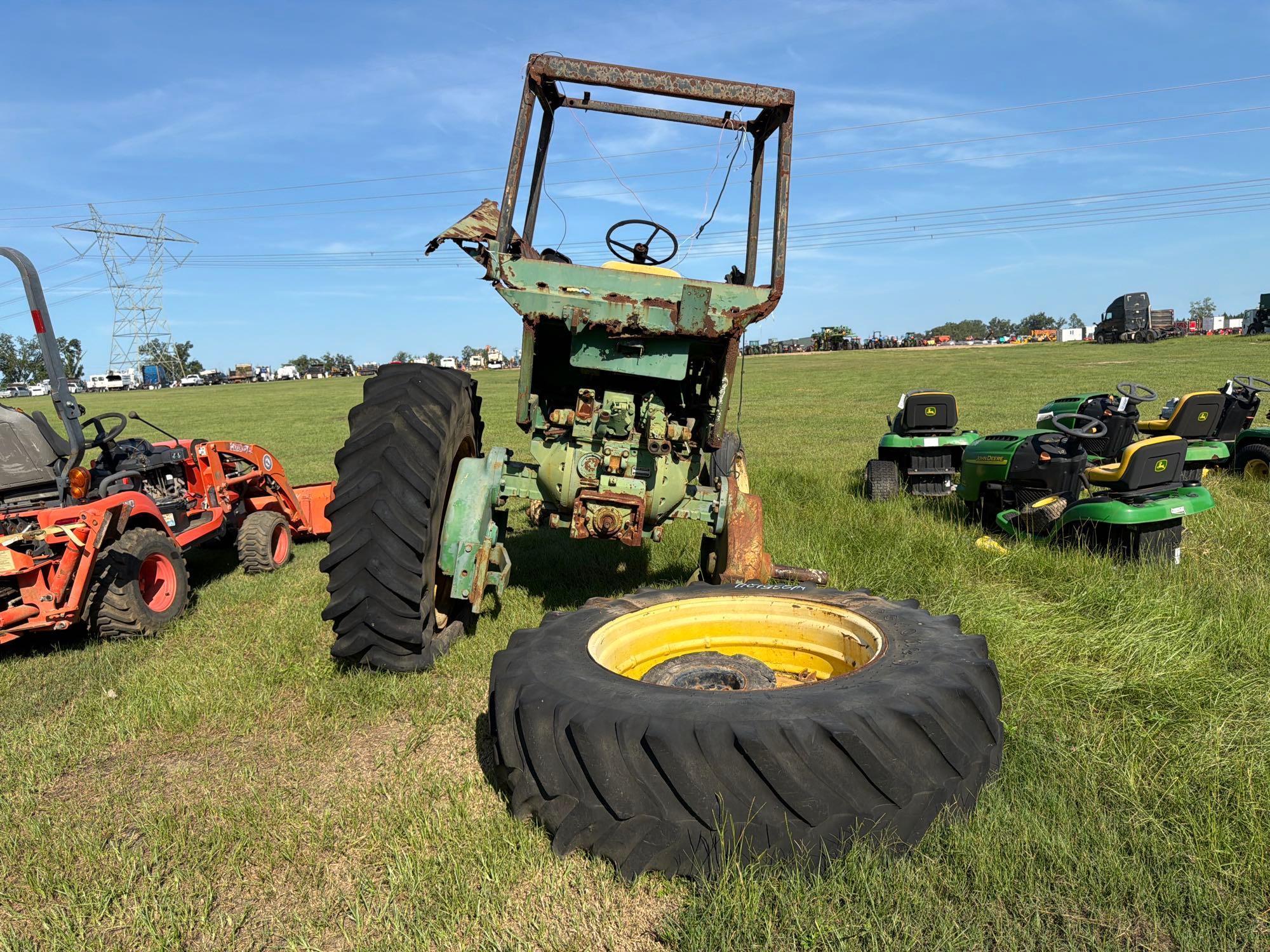John Deere 4240
