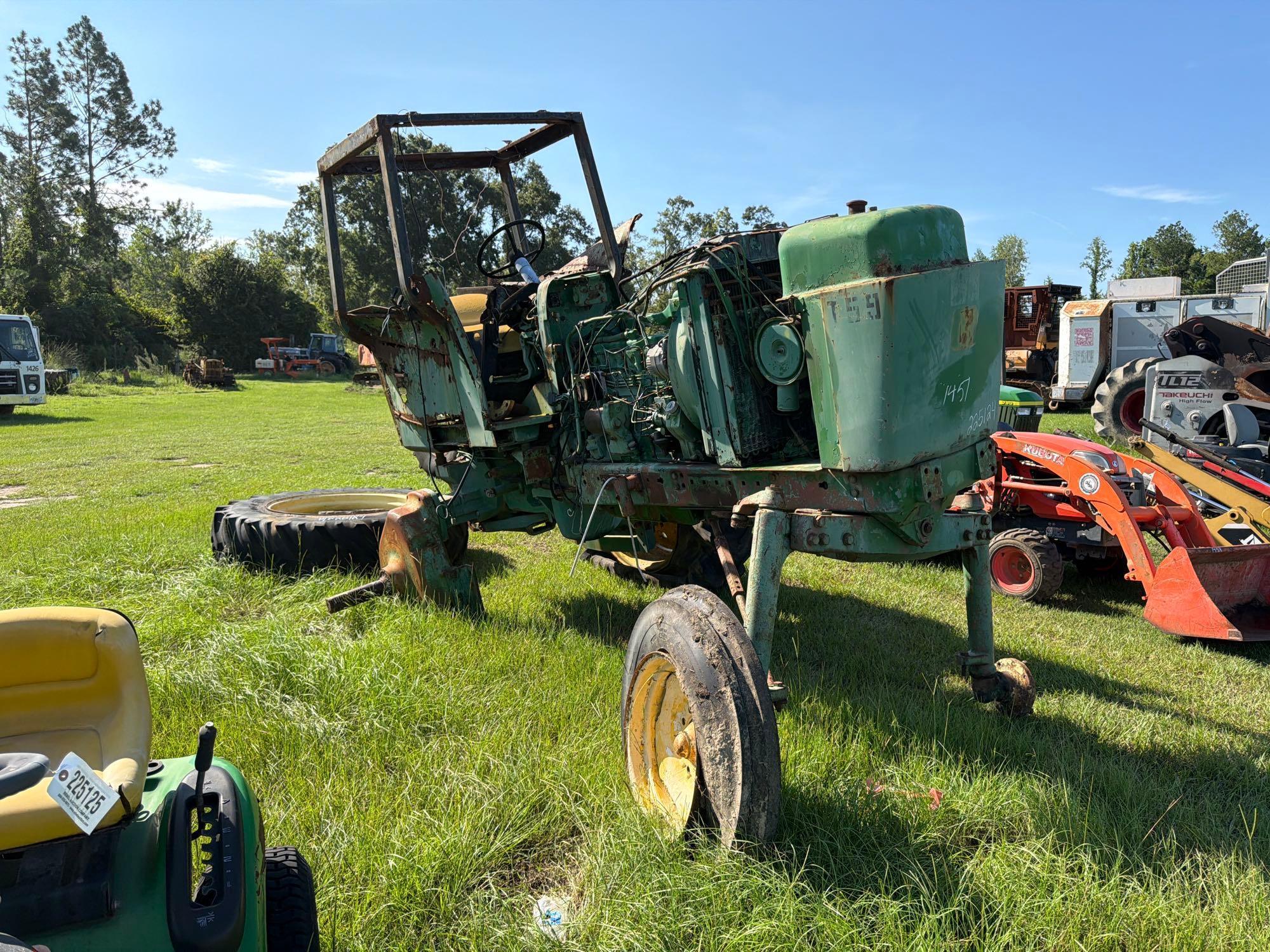 John Deere 4240