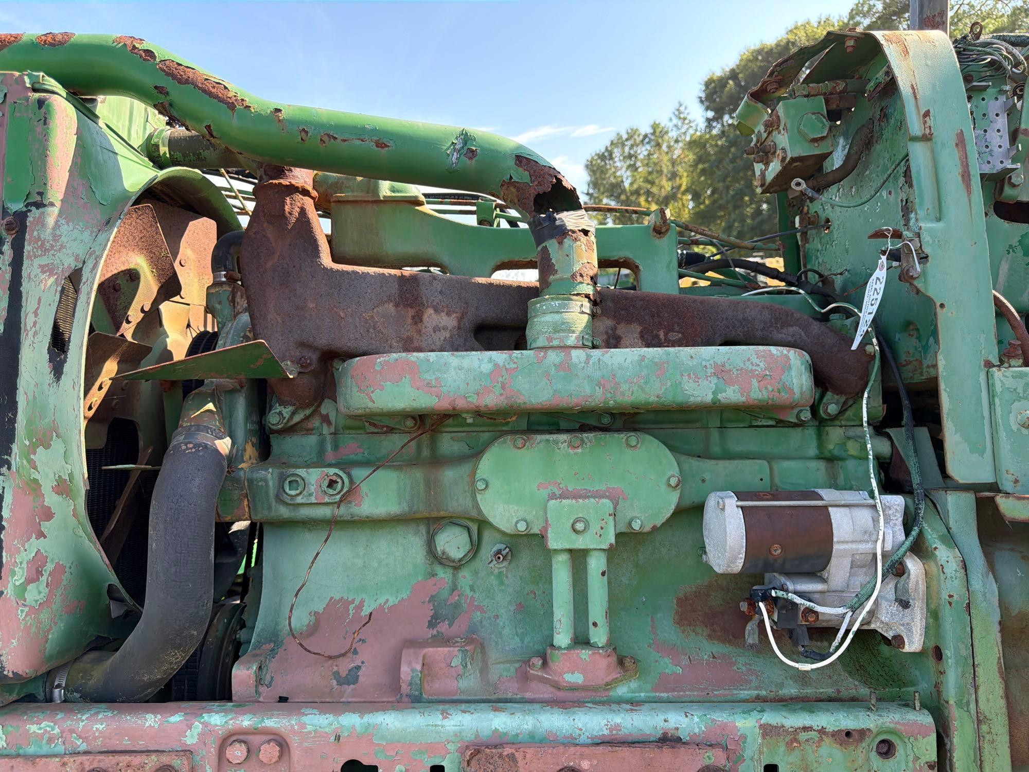 John Deere 4240