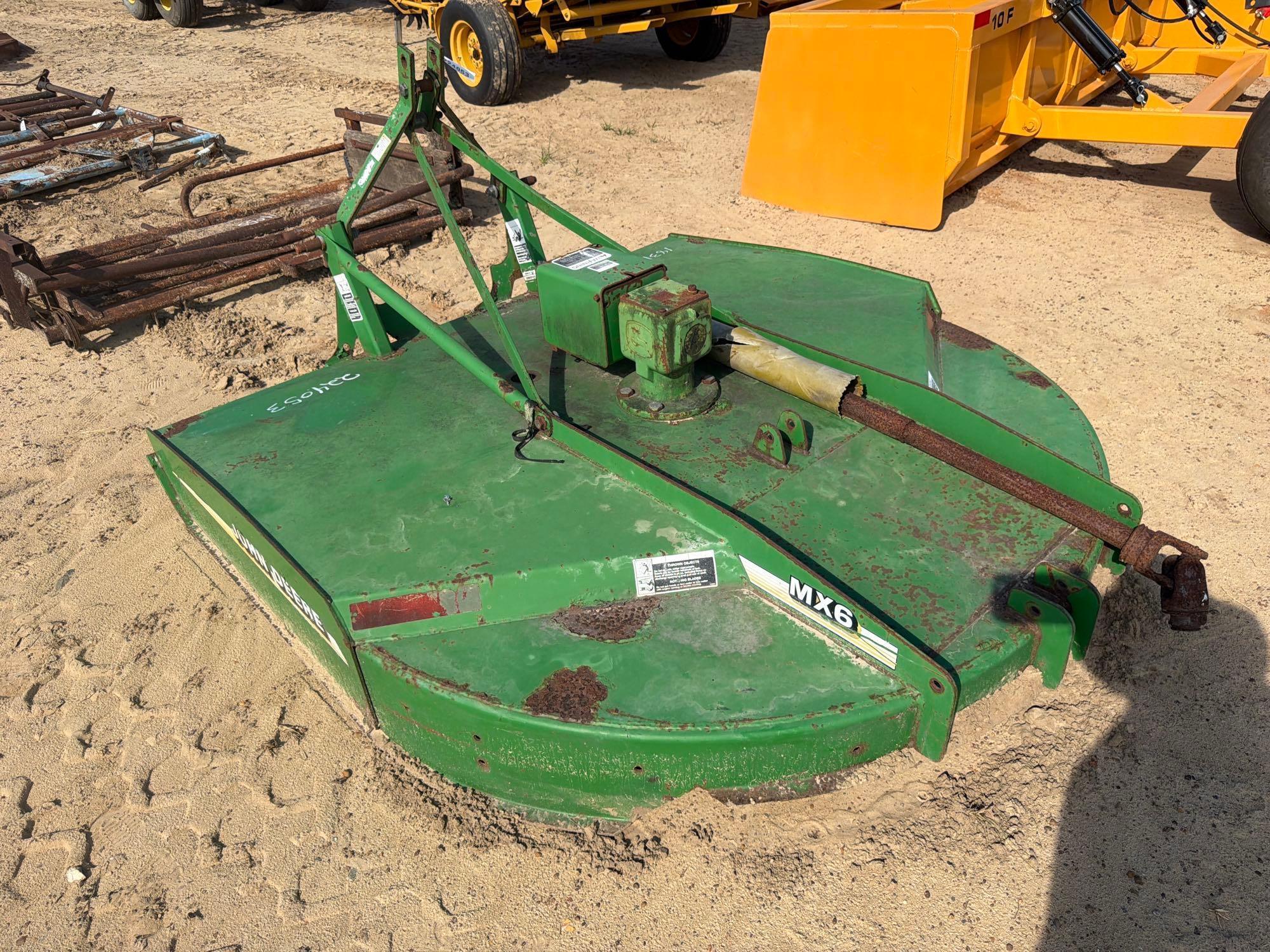 John Deere MX6